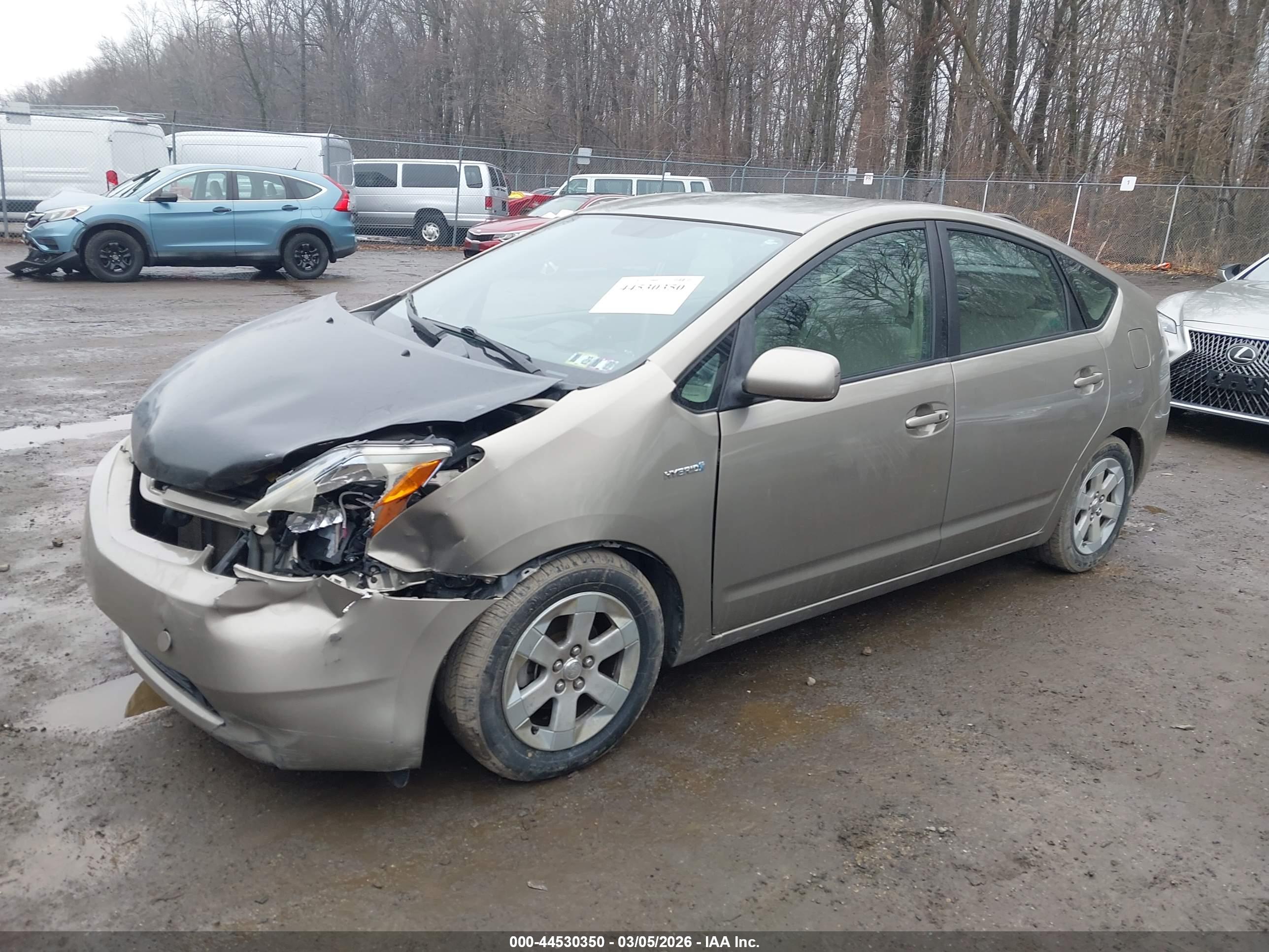 TOYOTA PRIUS image 2