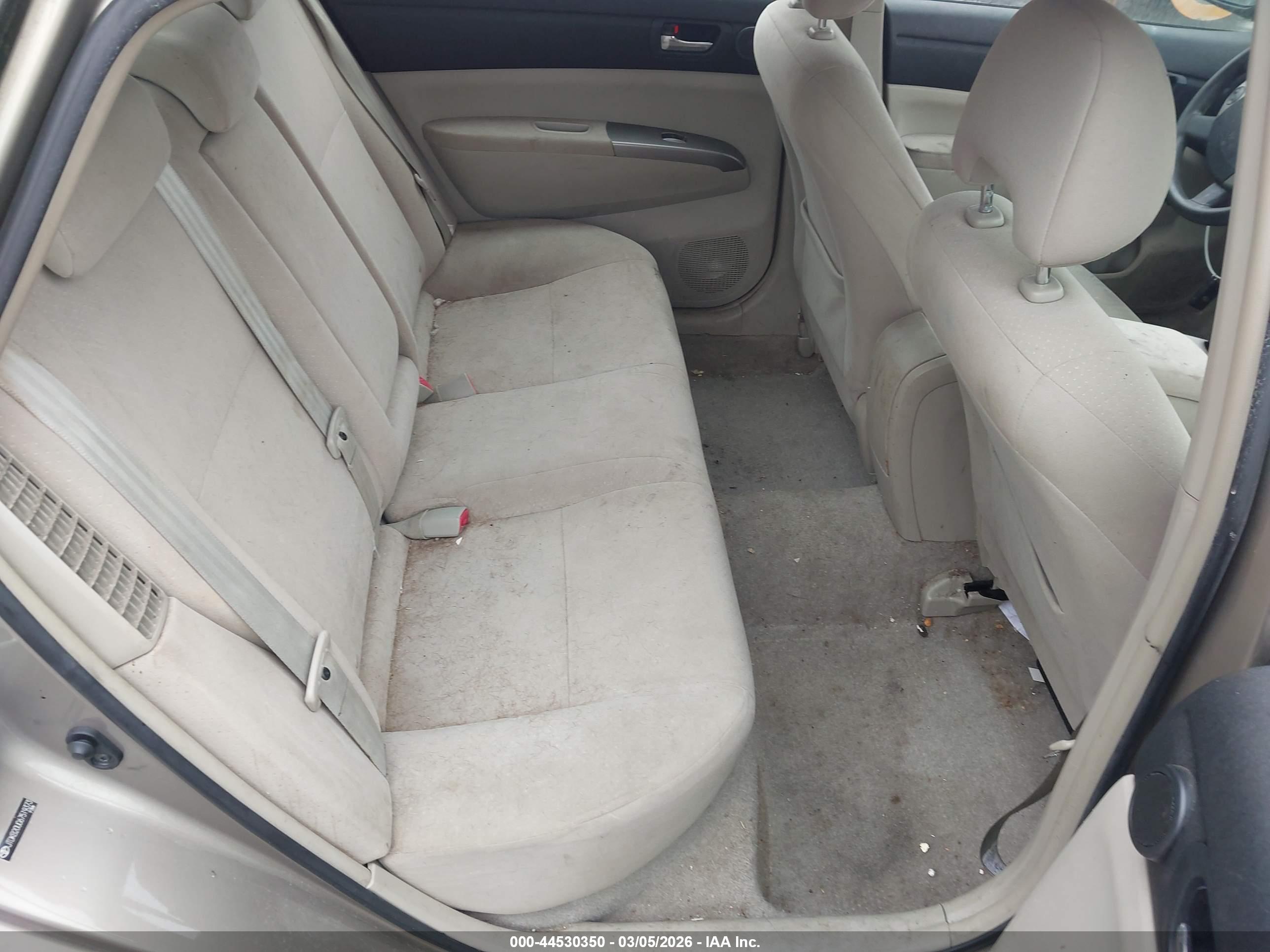 TOYOTA PRIUS image 8