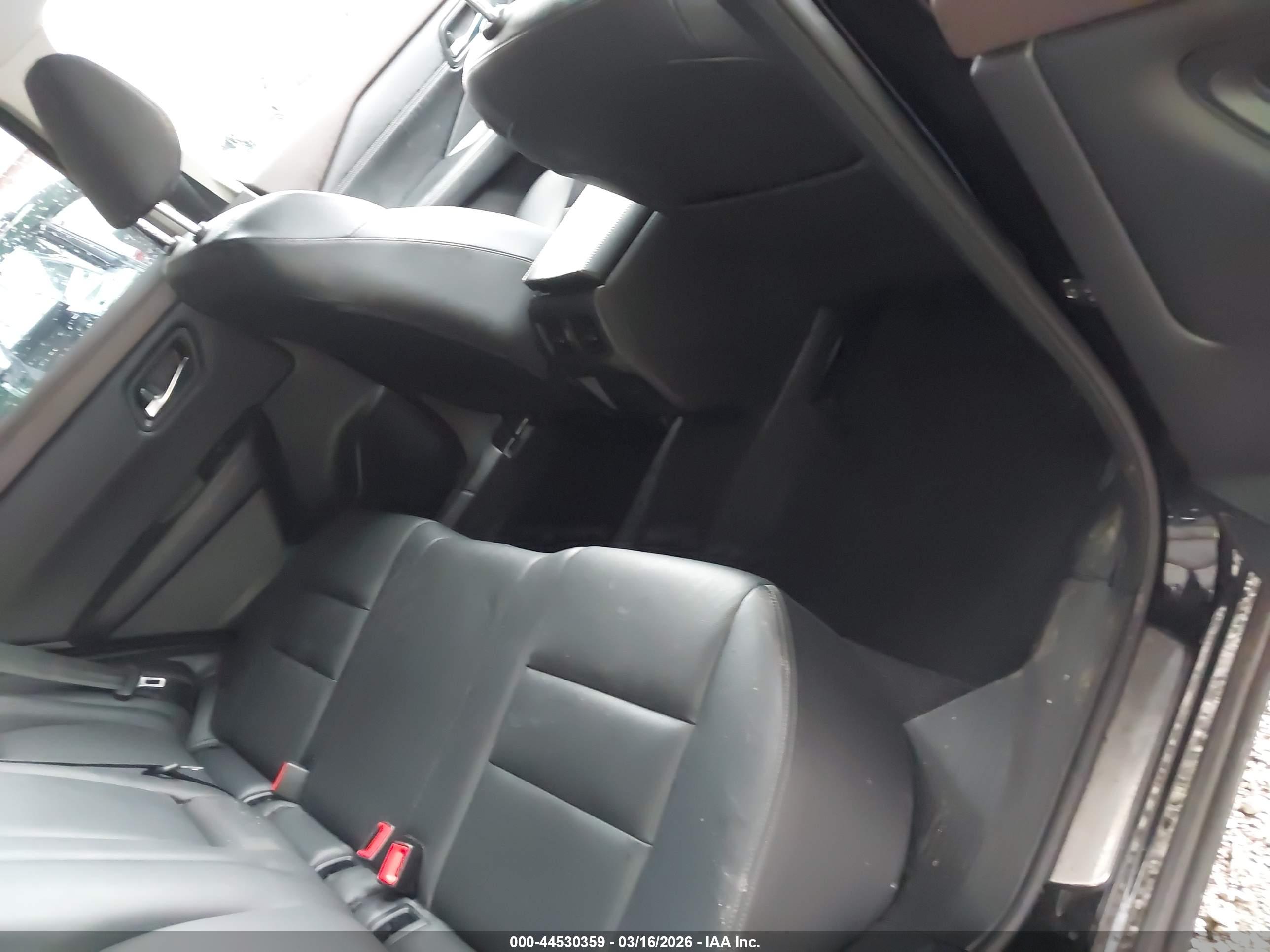 NISSAN ROGUE image 8