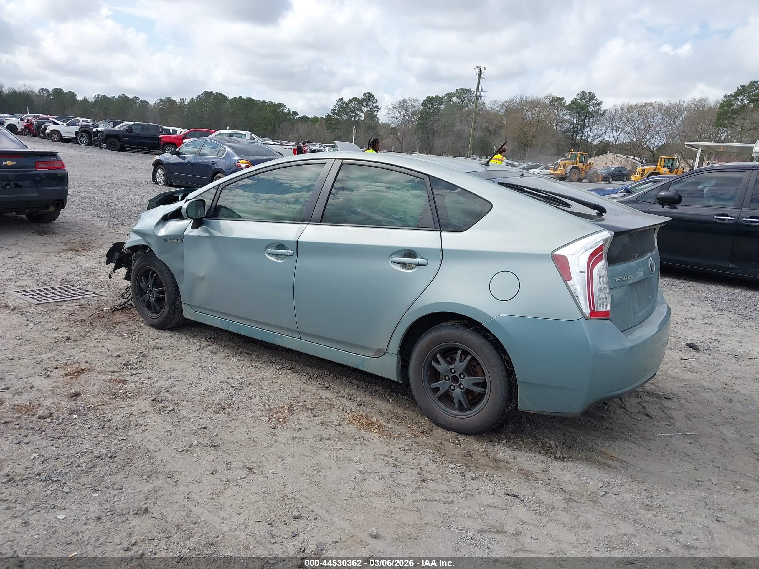 TOYOTA PRIUS image 3