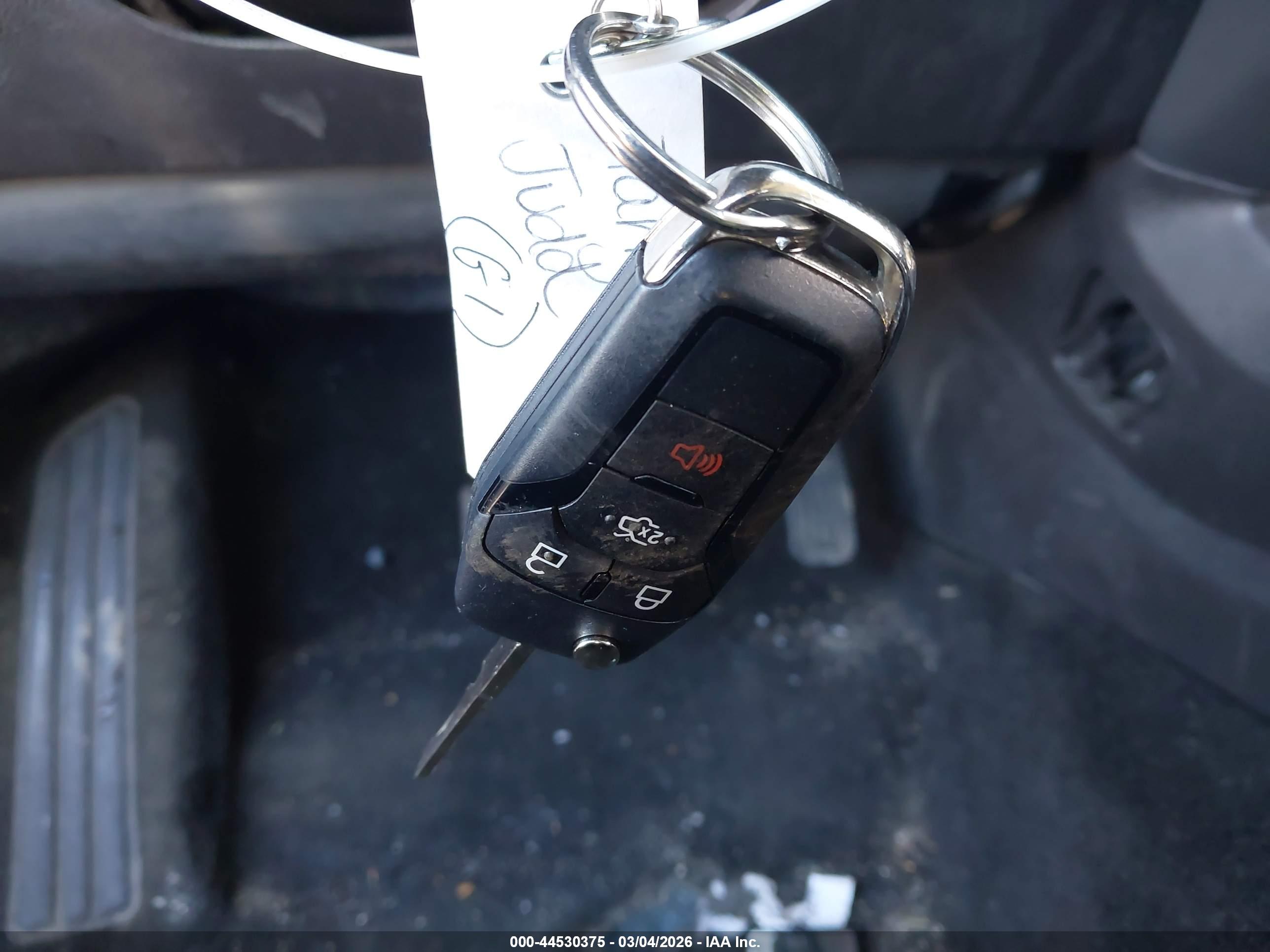 FORD FUSION image 11