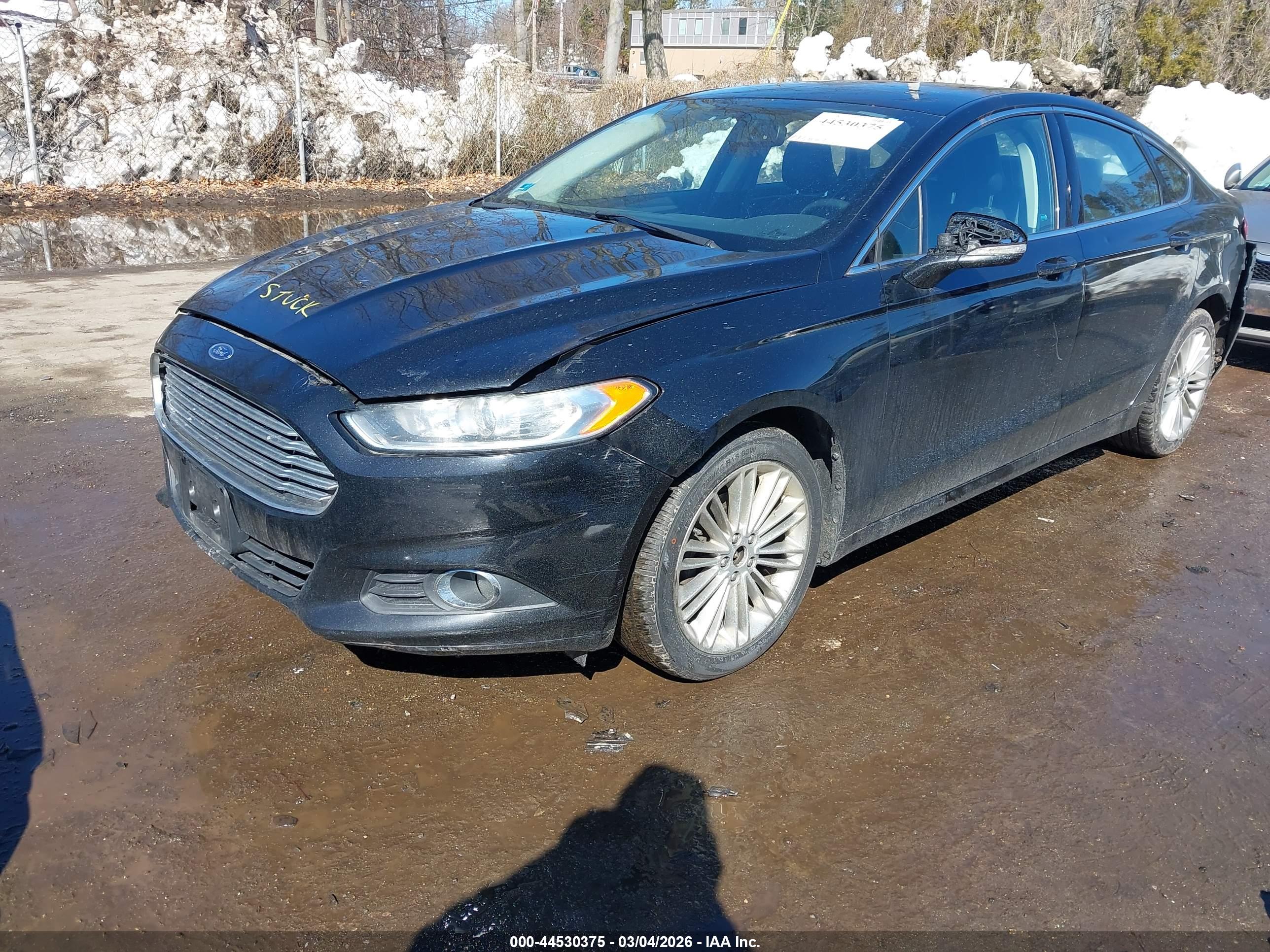 FORD FUSION image 2