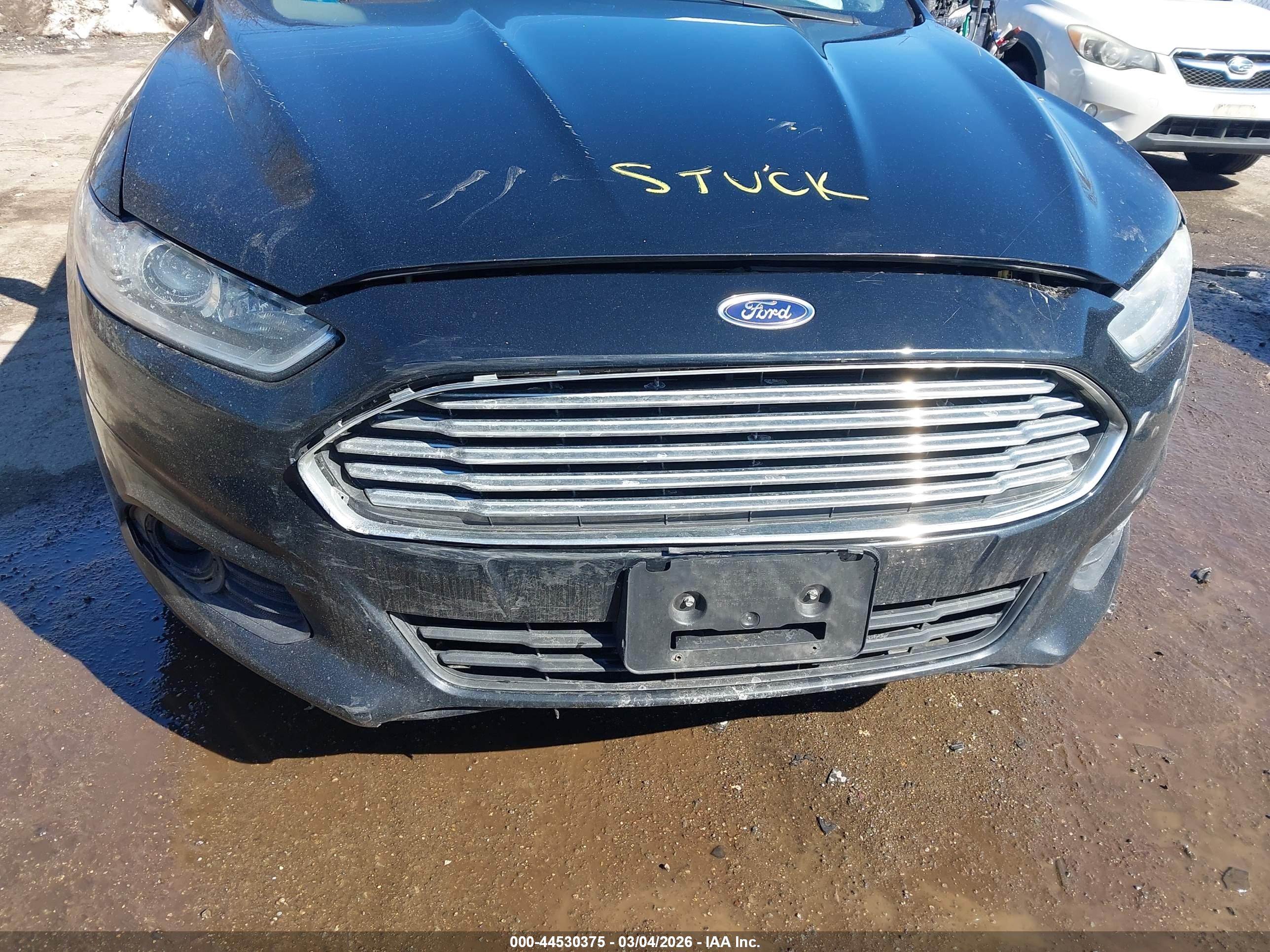 FORD FUSION image 6