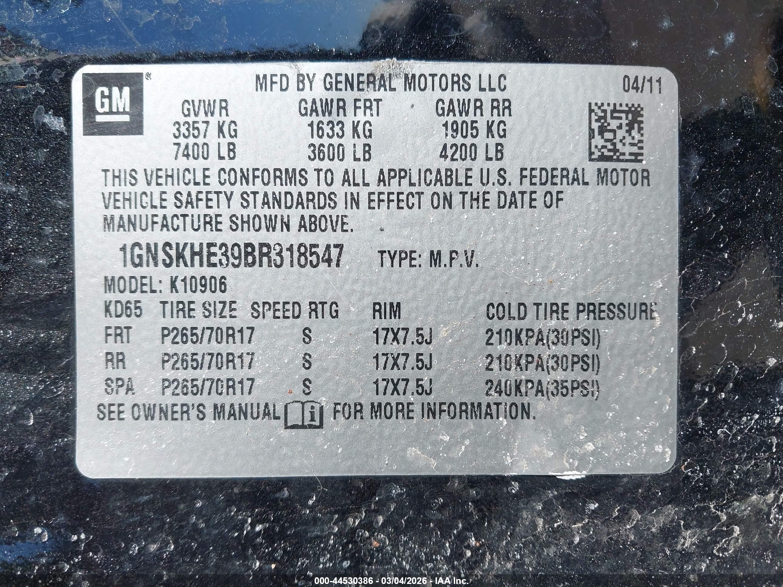 CHEVROLET SUBURBAN image 9