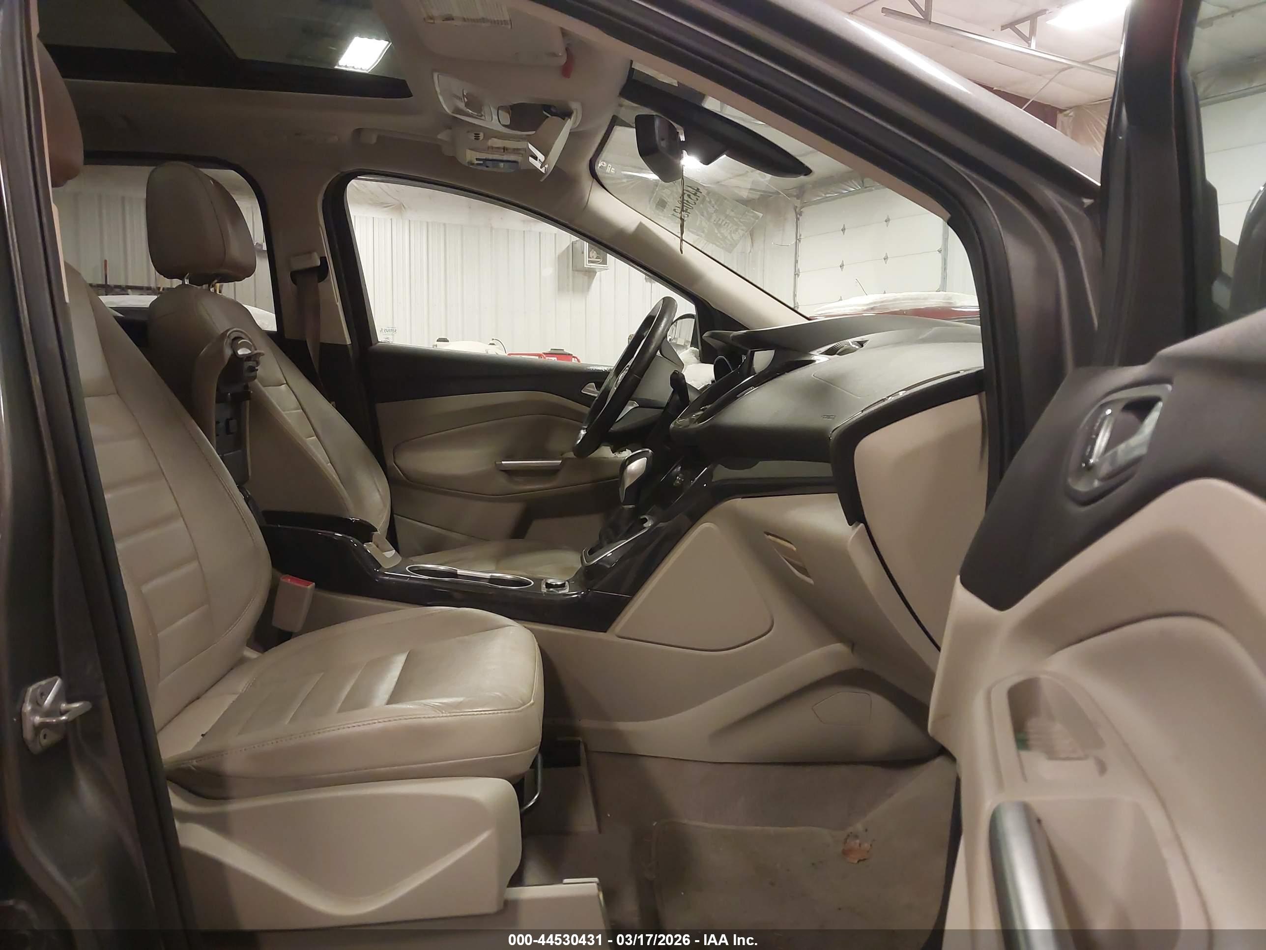 FORD ESCAPE image 5