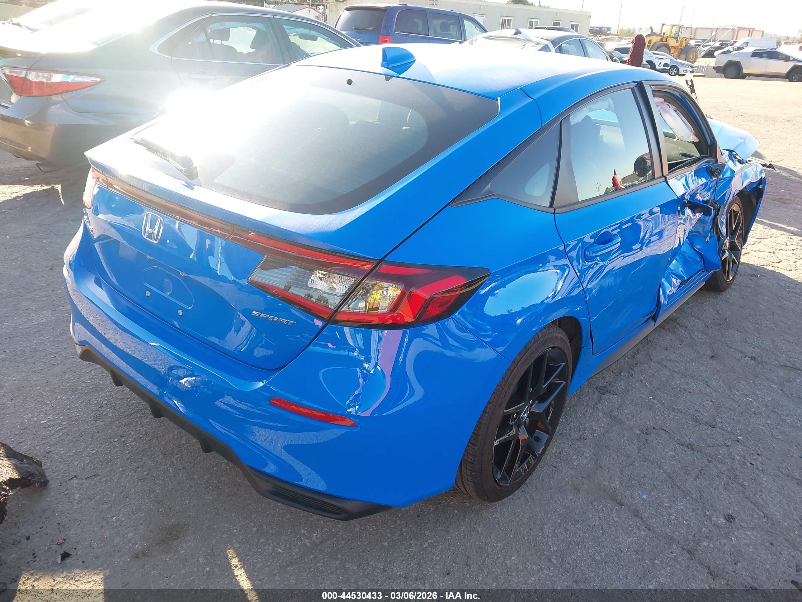 HONDA CIVIC image 4