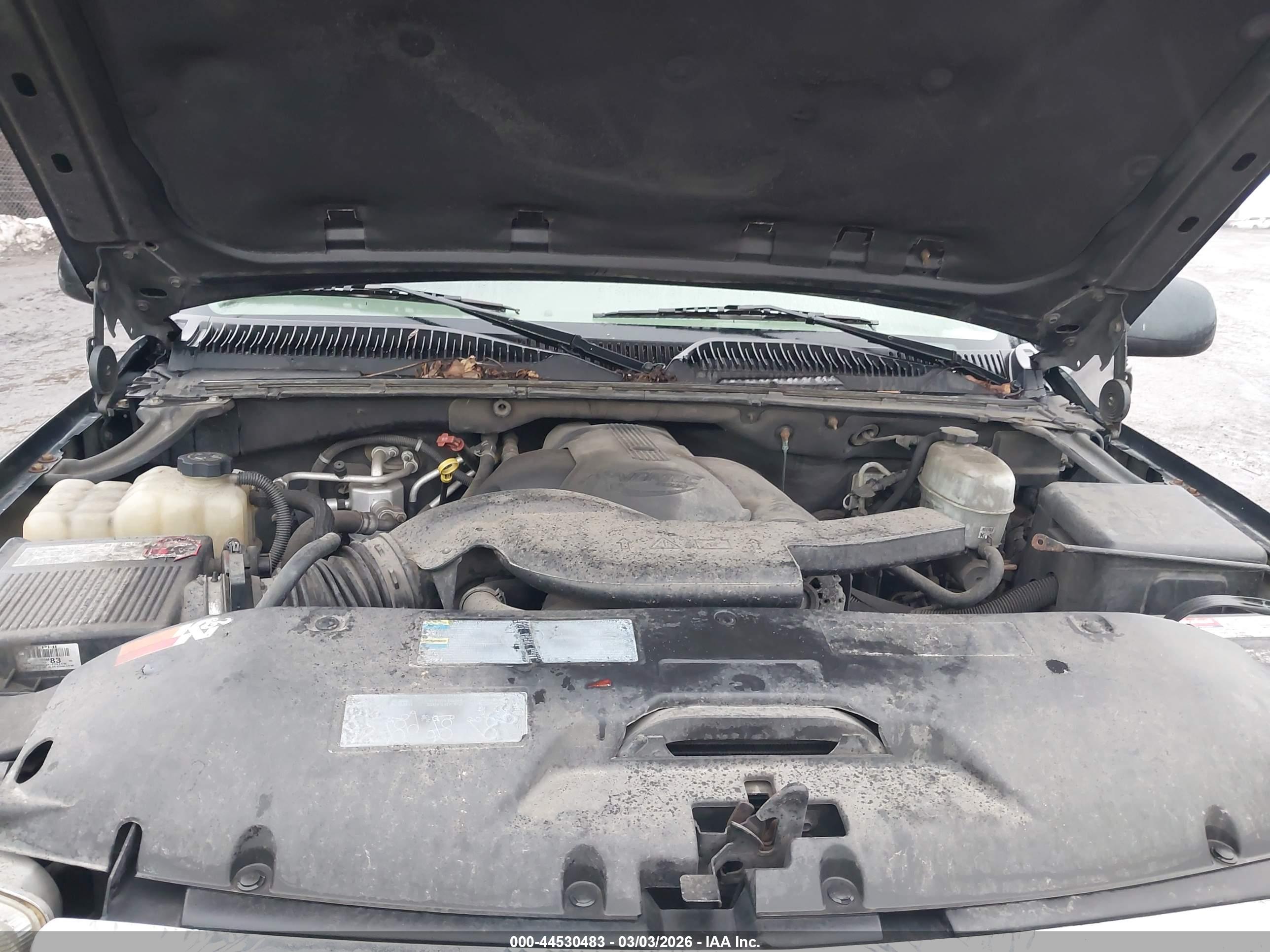 GMC YUKON image 10