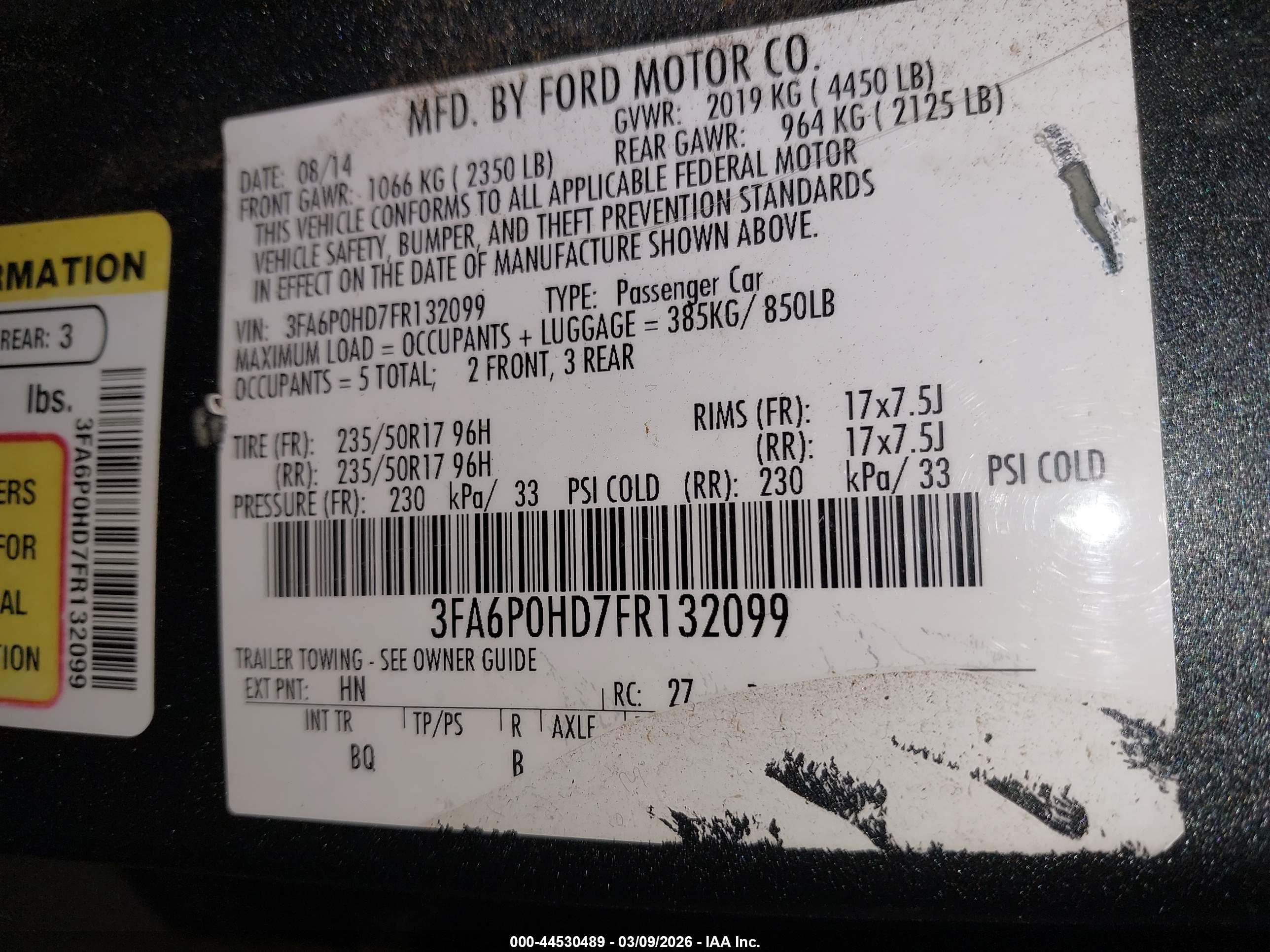 FORD FUSION image 9