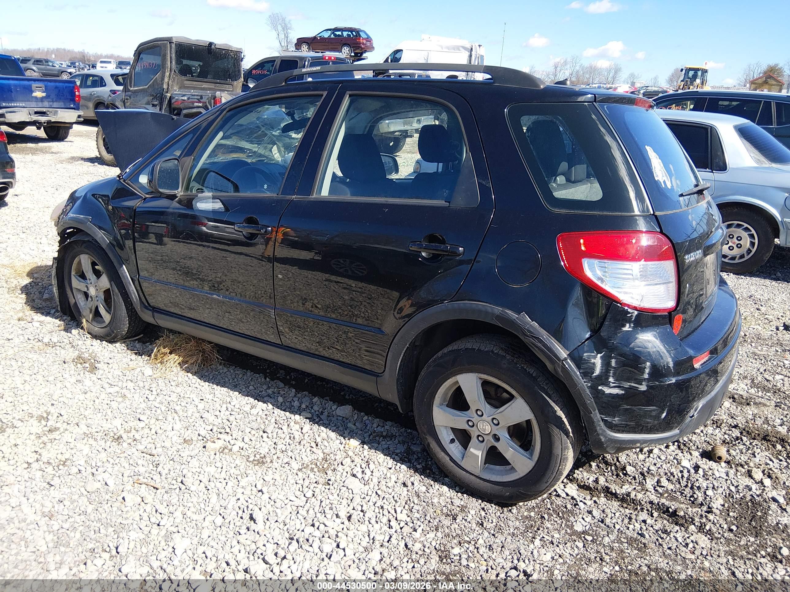 SUZUKI SX4 image 3