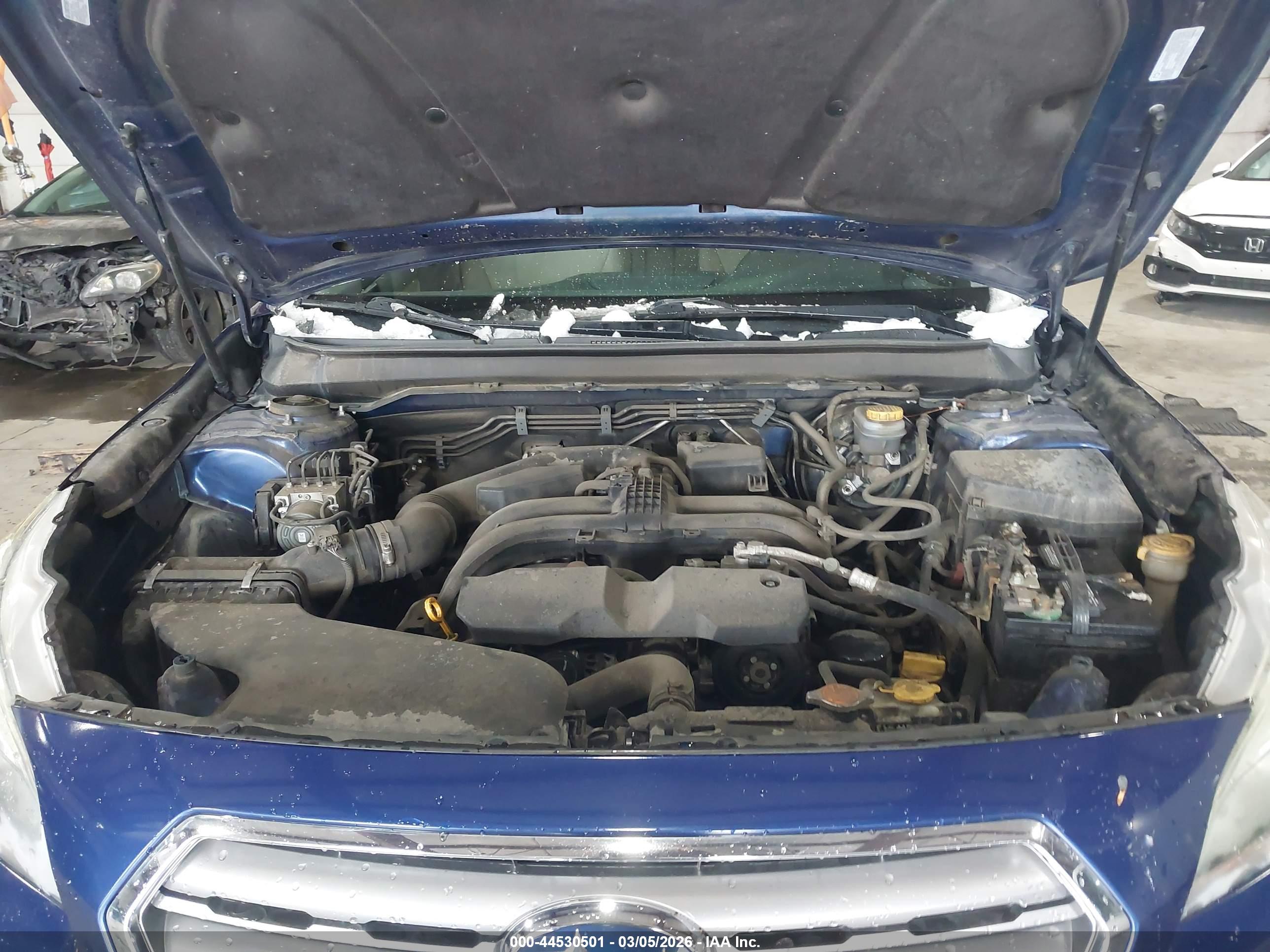 SUBARU OUTBACK image 10