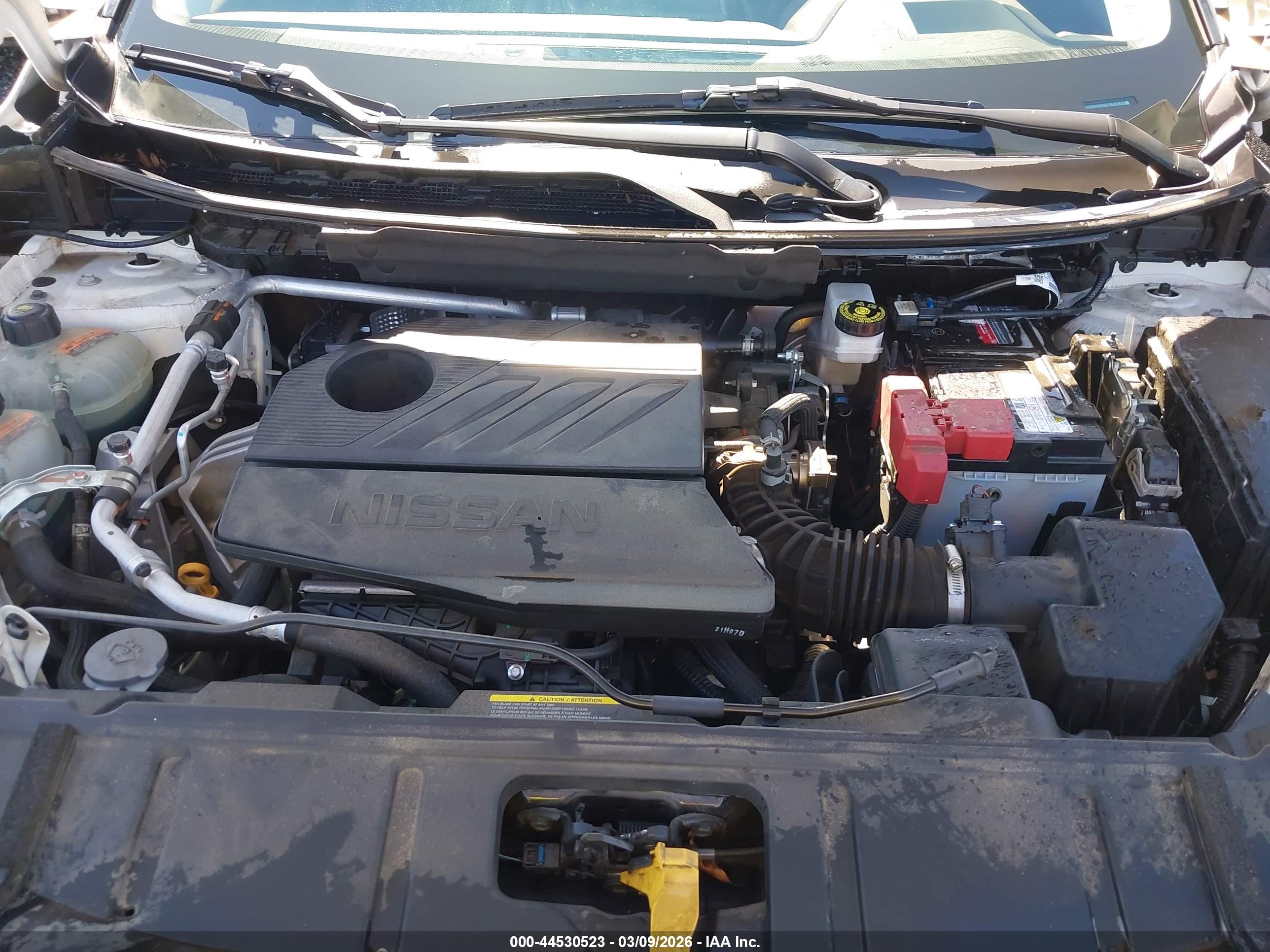 NISSAN ROGUE image 10