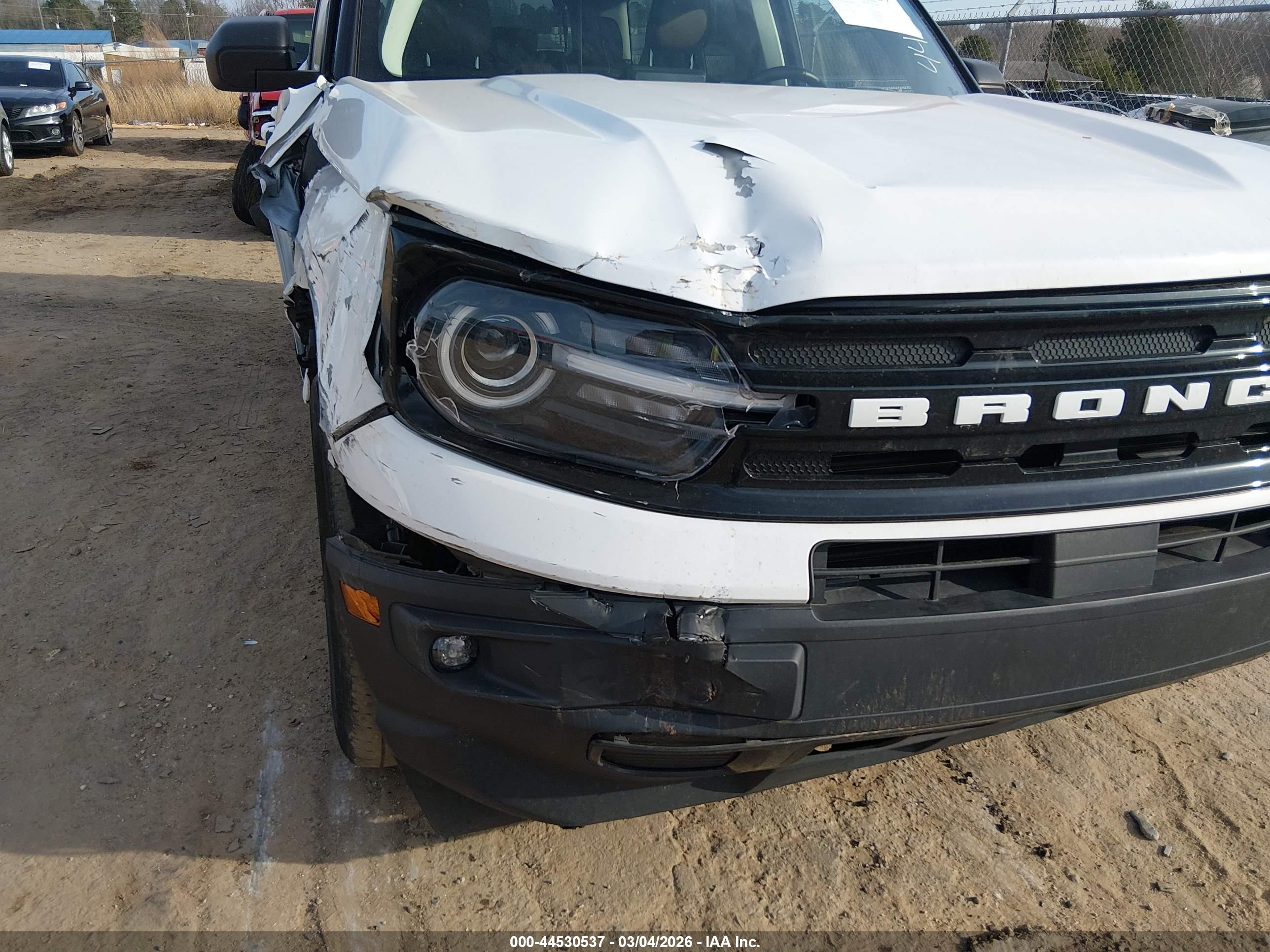 FORD BRONCO image 6