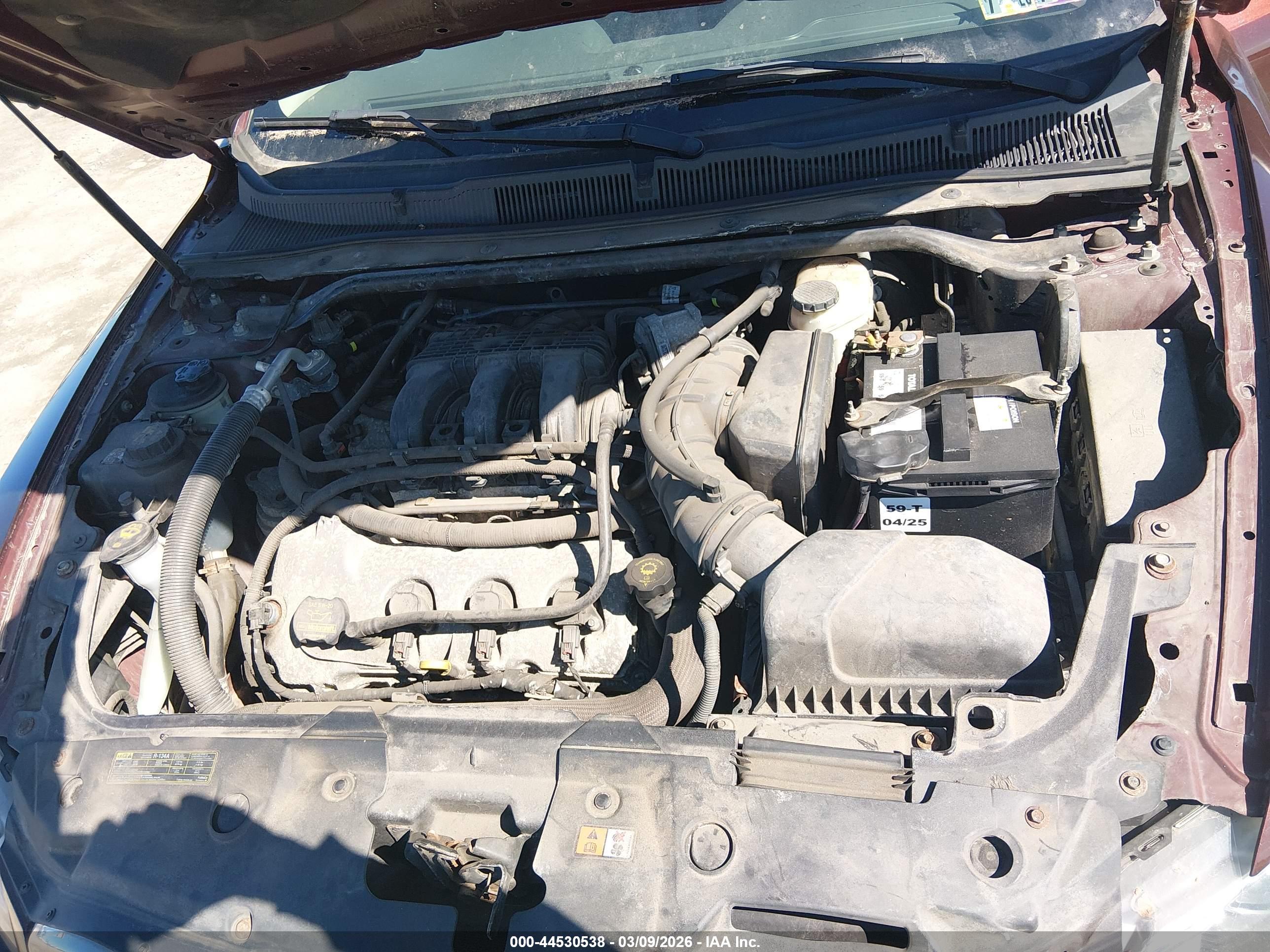 FORD TAURUS image 10