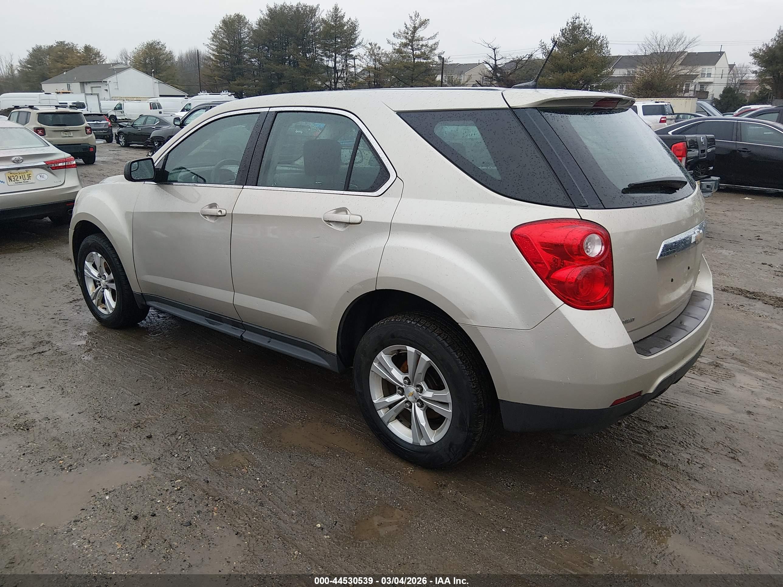 CHEVROLET EQUINOX image 3