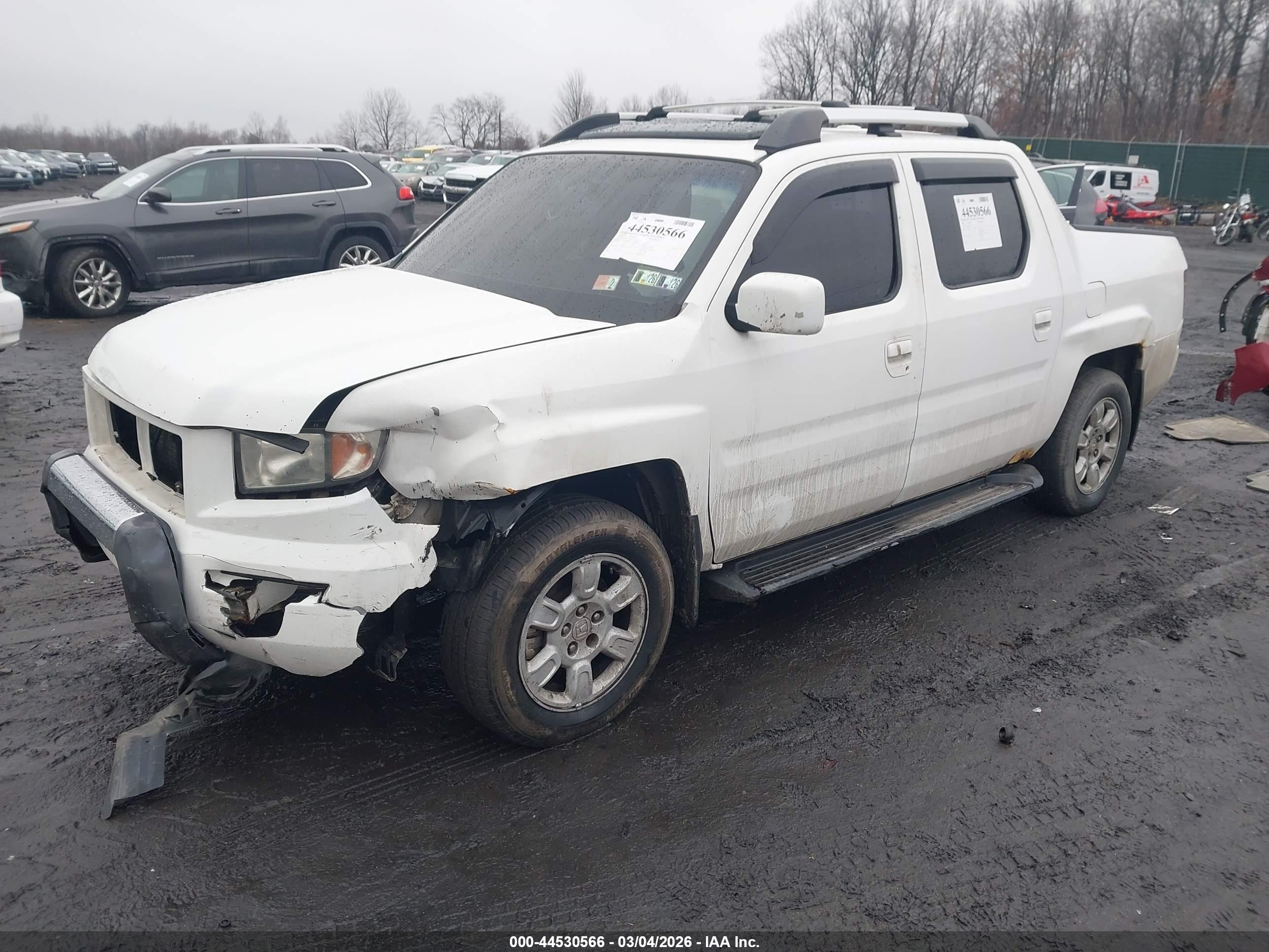 HONDA RIDGELINE image 2