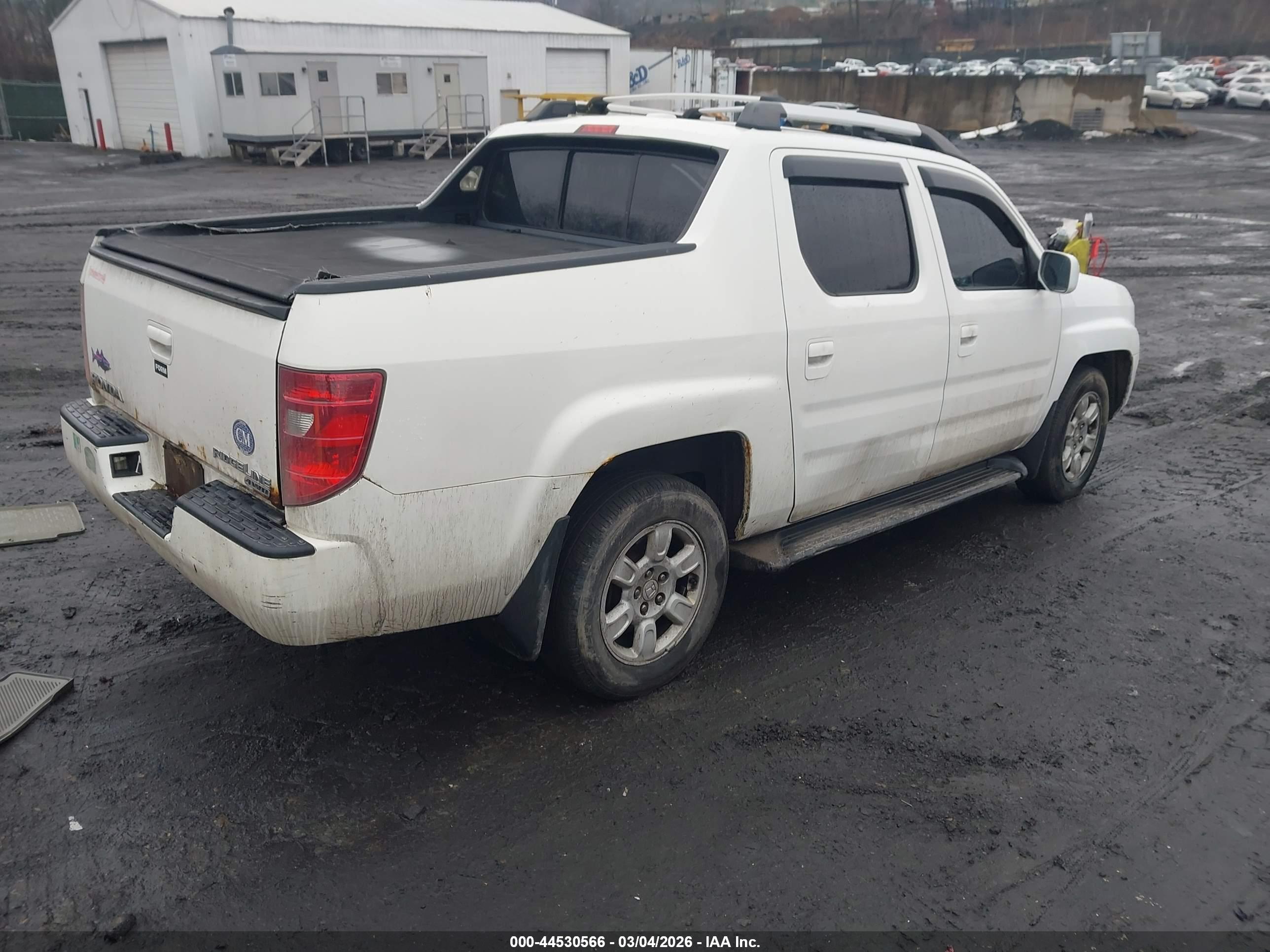 HONDA RIDGELINE image 4