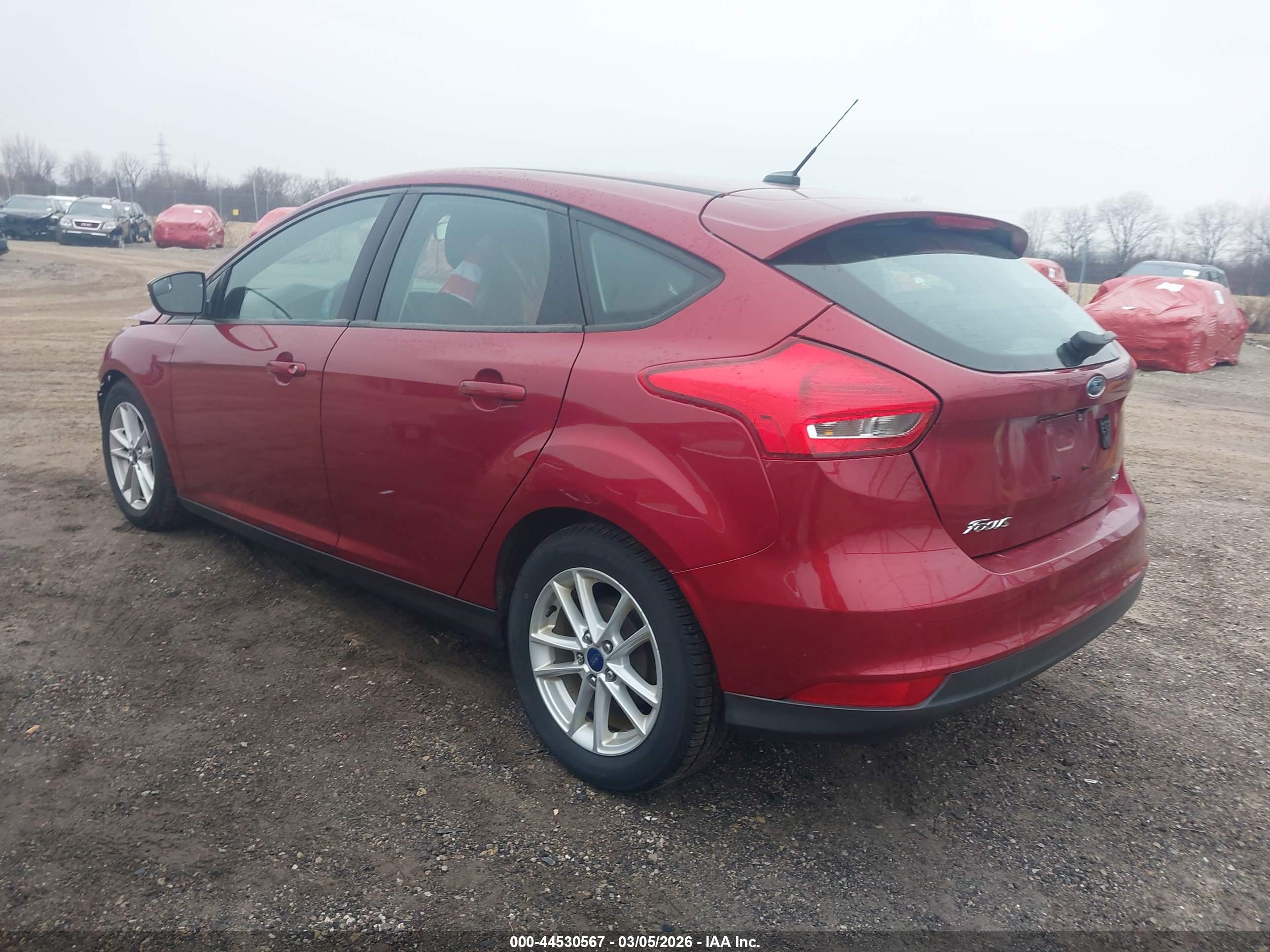 FORD FOCUS image 3