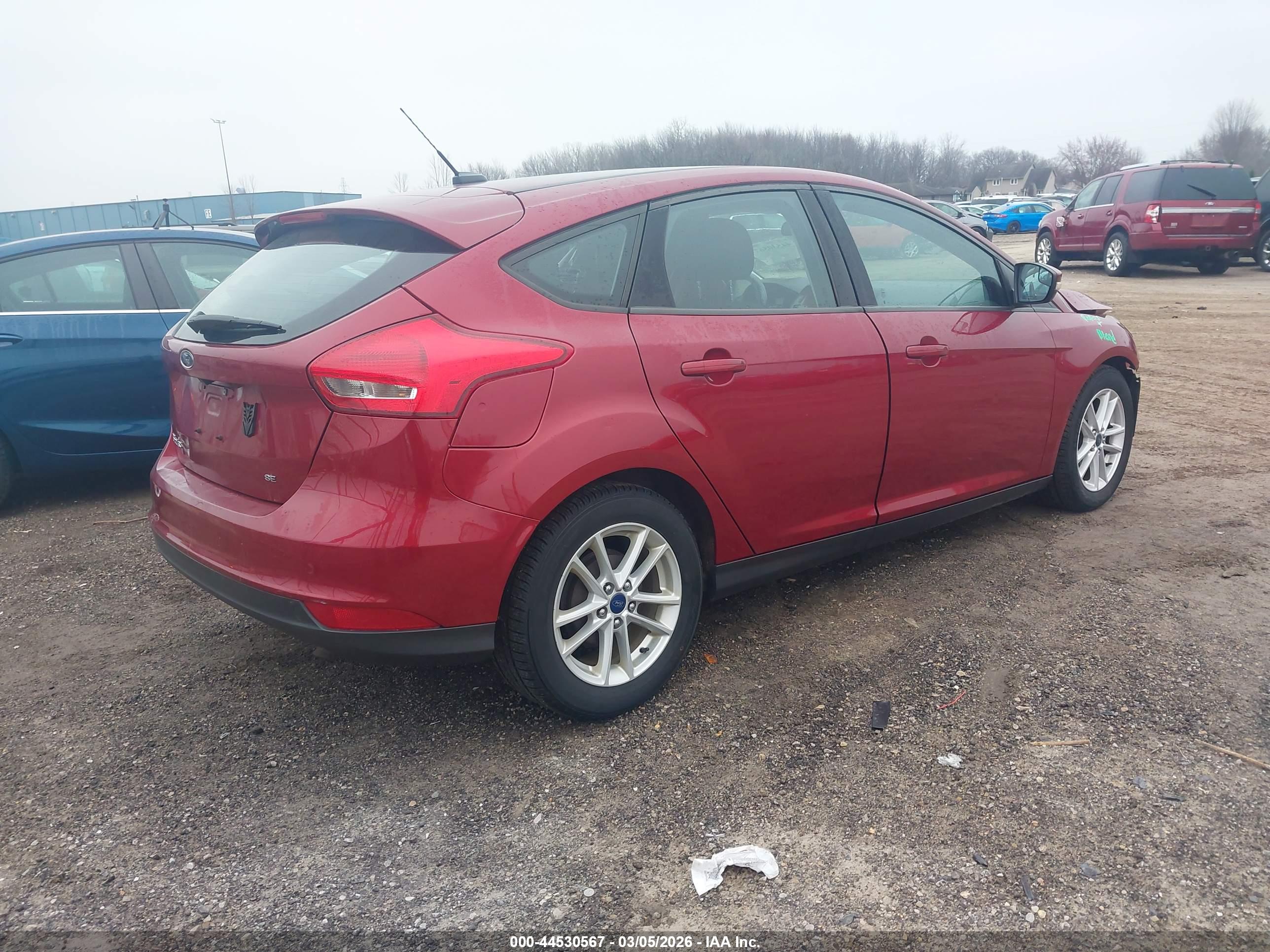 FORD FOCUS image 4