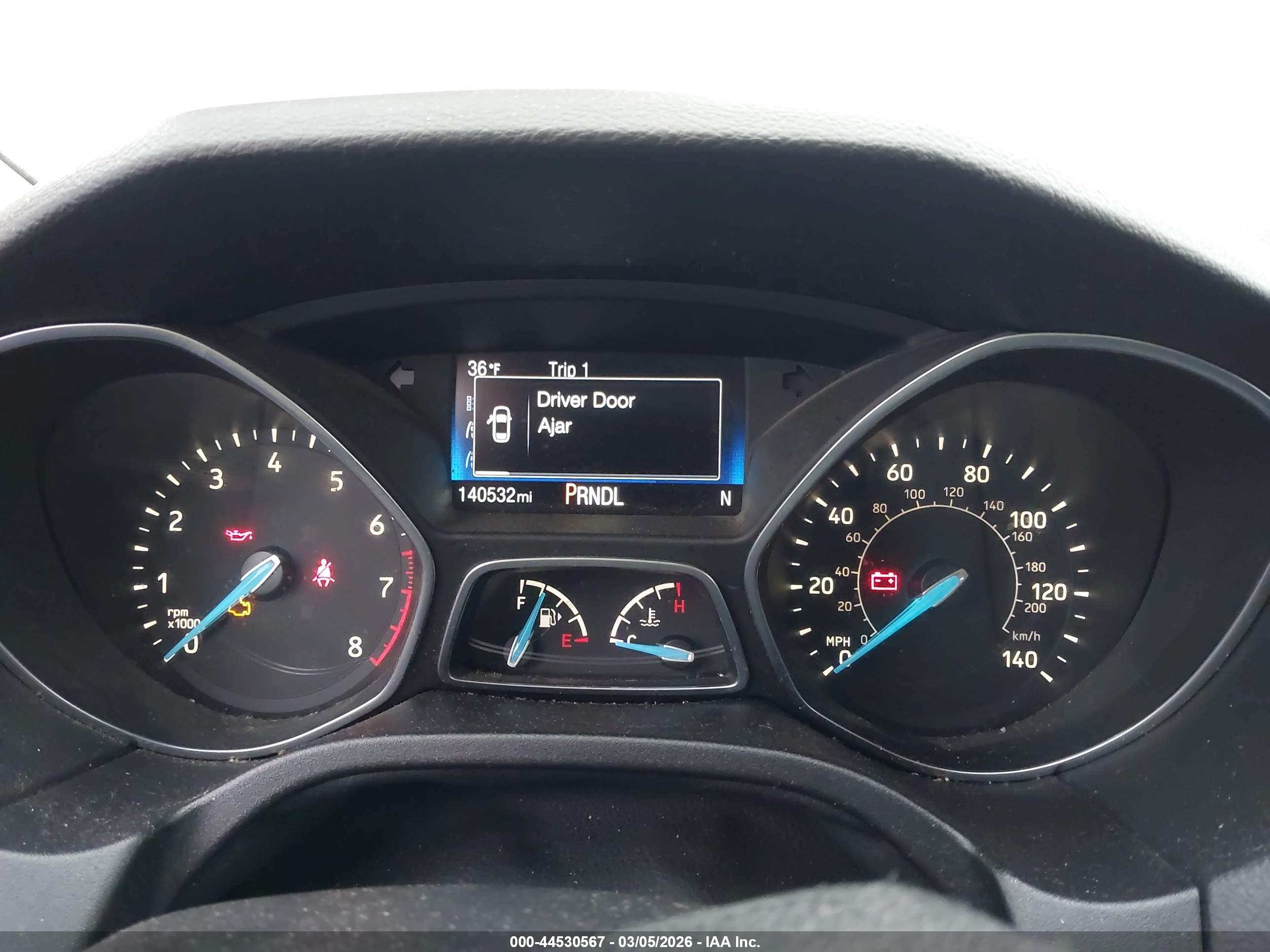 FORD FOCUS image 7