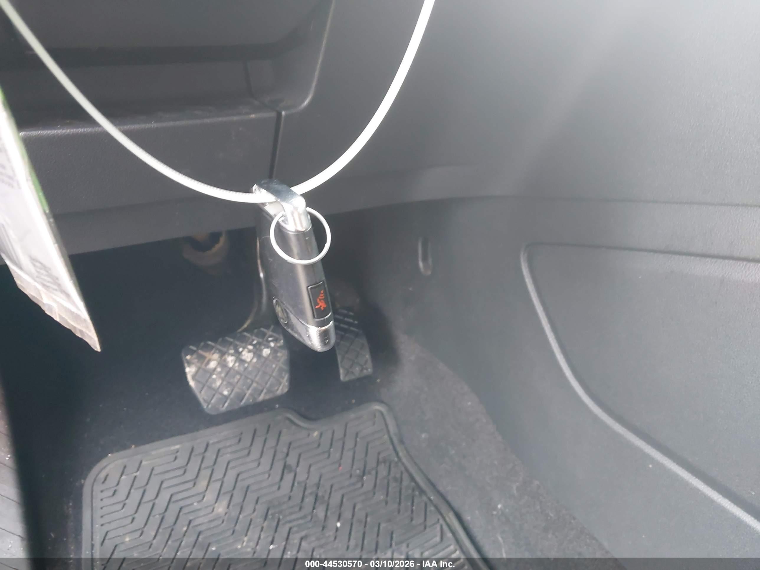 VOLKSWAGEN ATLAS image 11