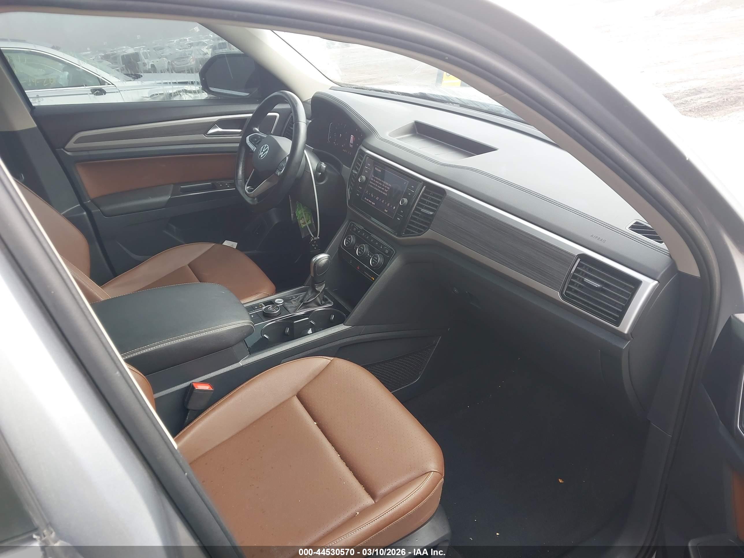 VOLKSWAGEN ATLAS image 5
