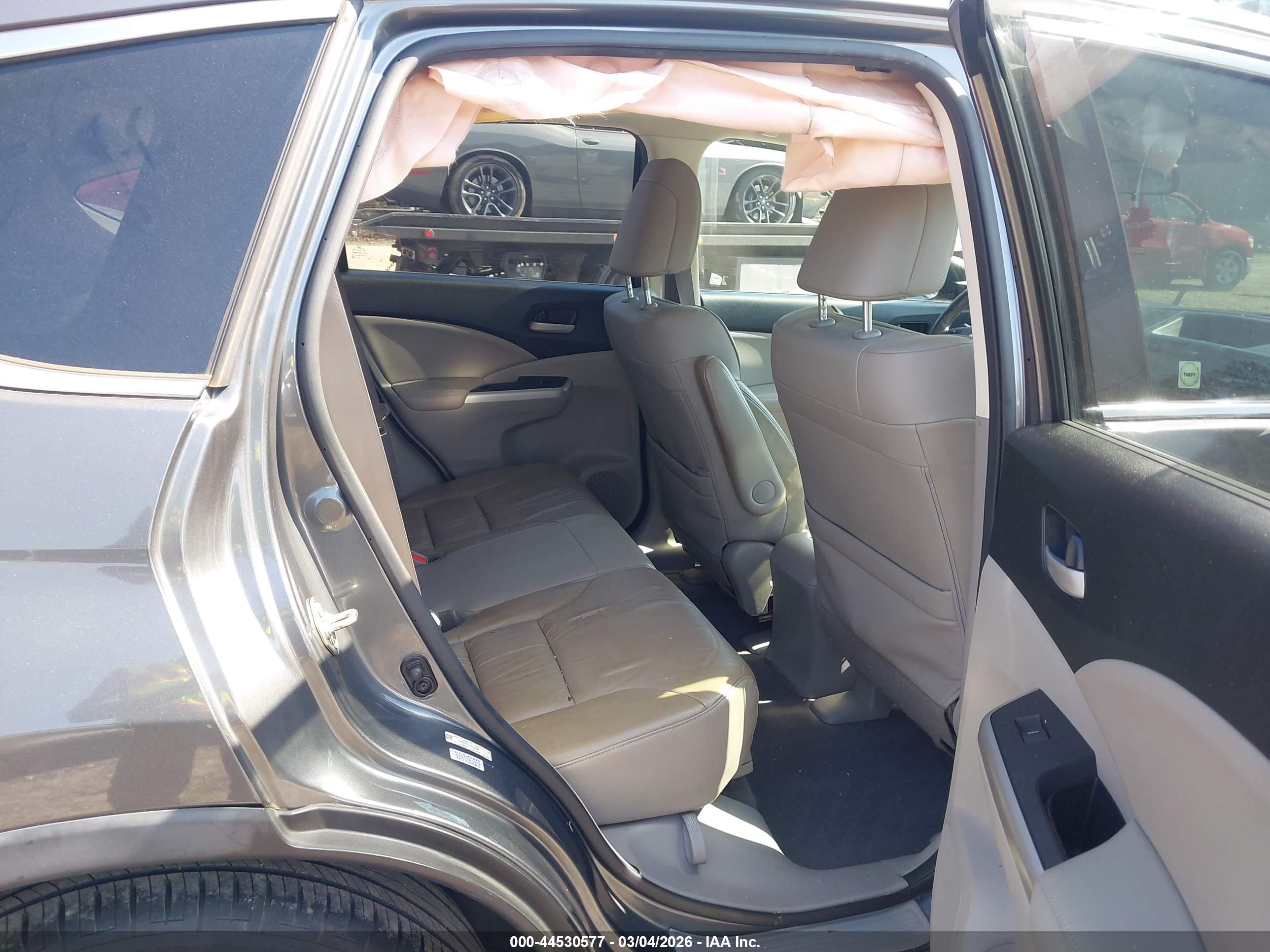 HONDA CR-V image 8