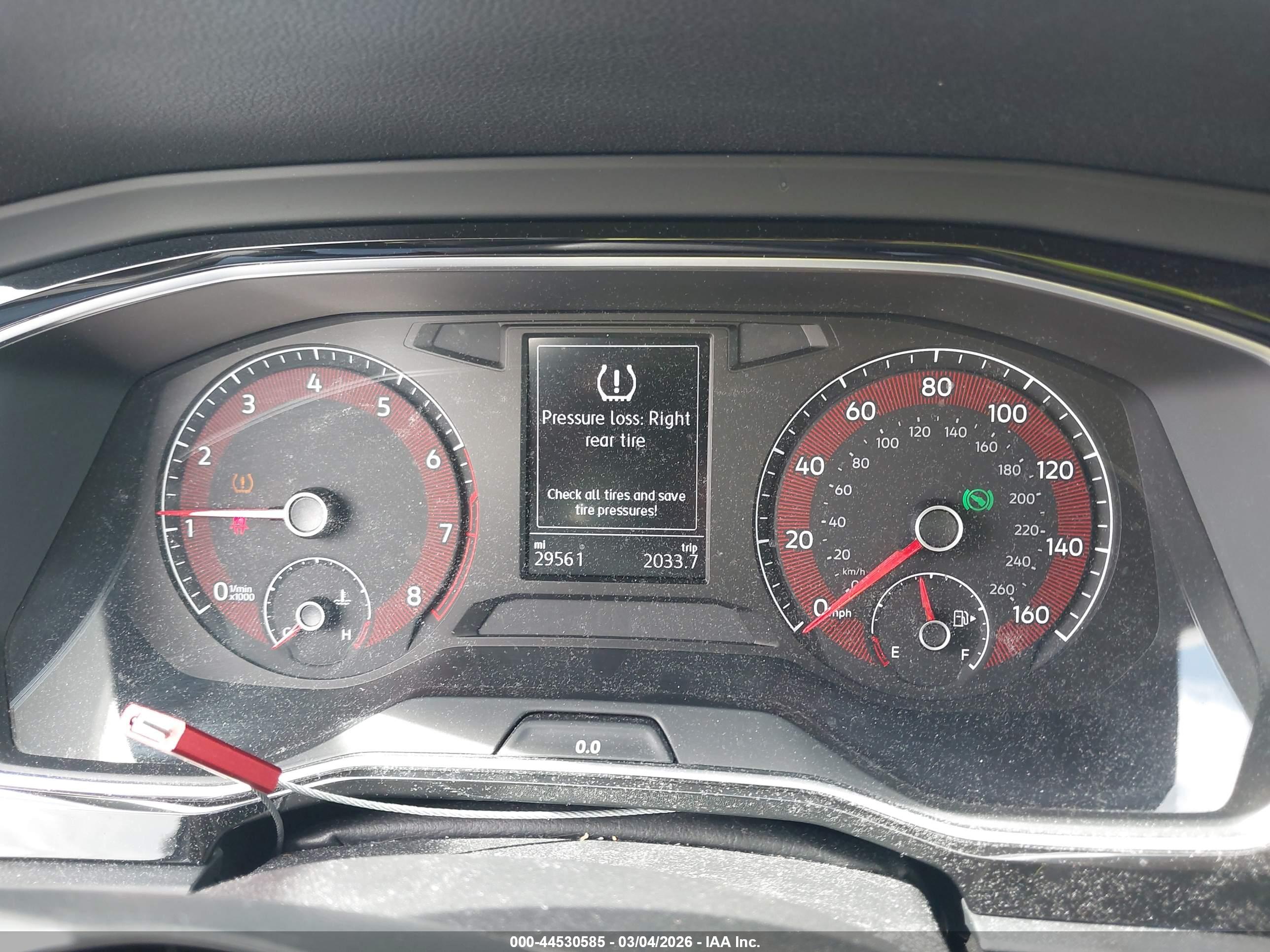 VOLKSWAGEN JETTA image 7