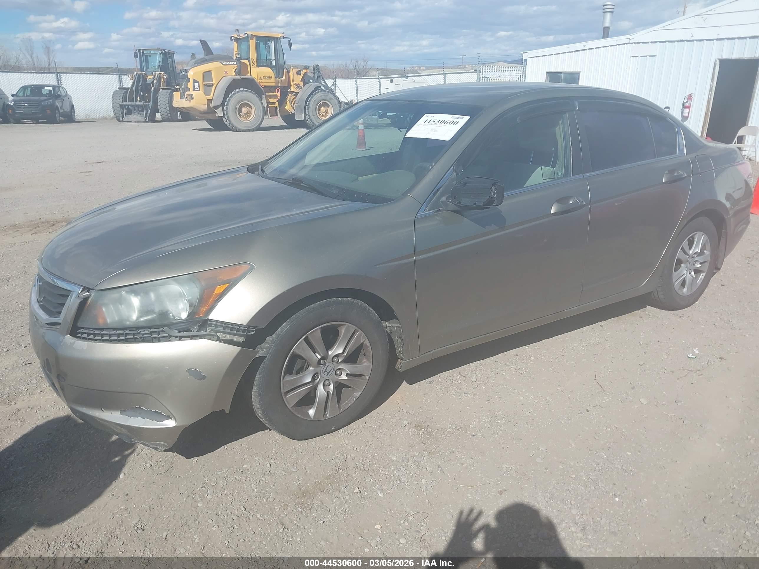 HONDA ACCORD image 2
