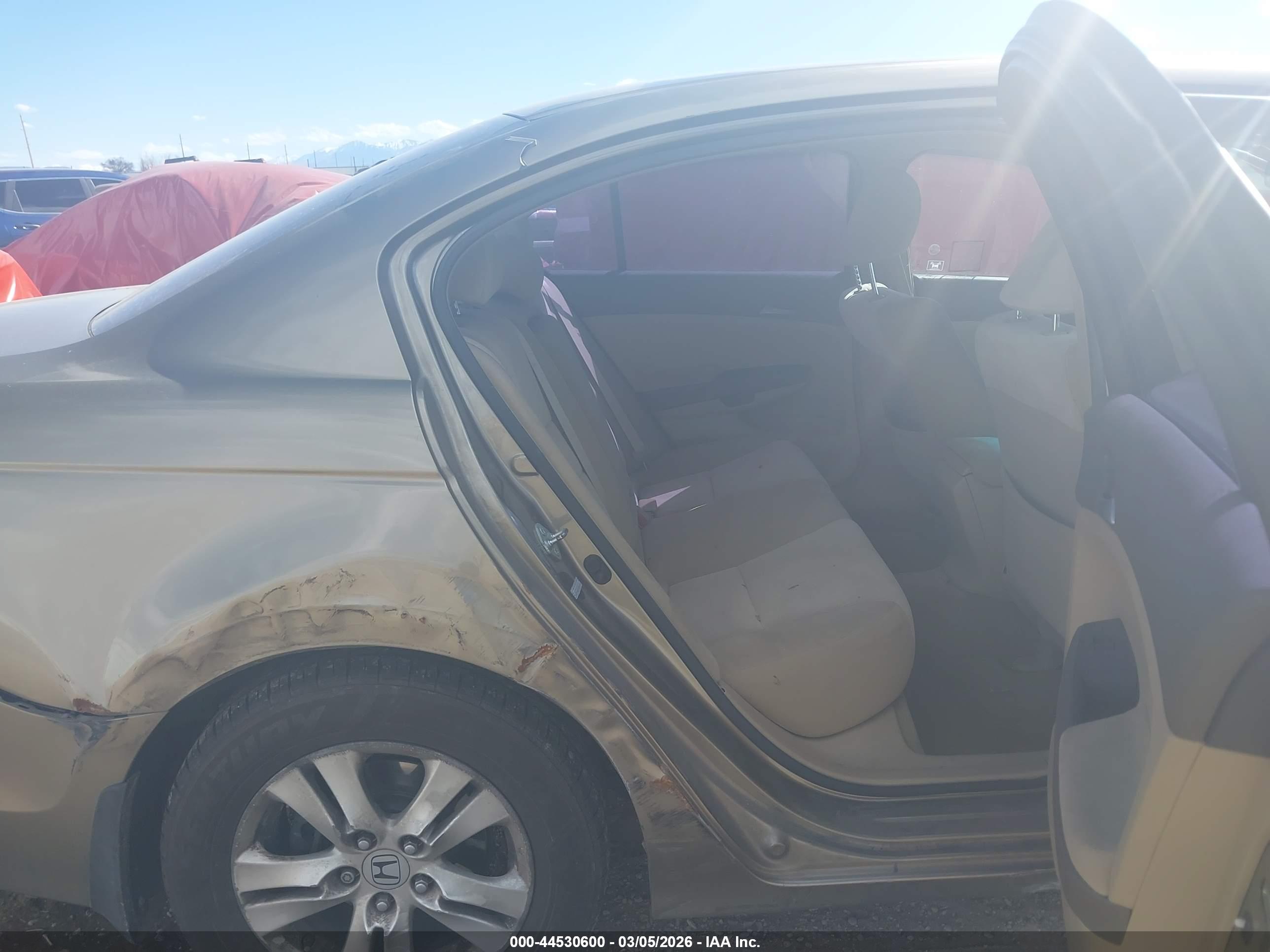 HONDA ACCORD image 8