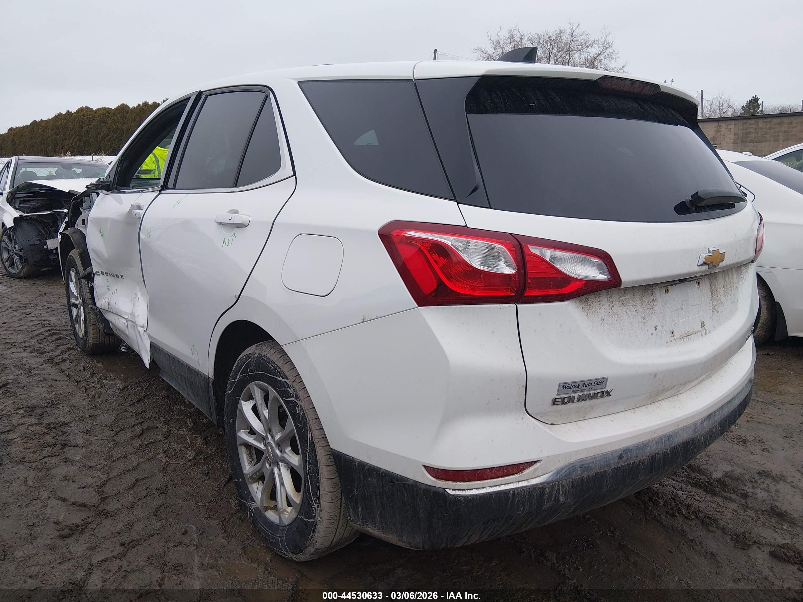 CHEVROLET EQUINOX image 3