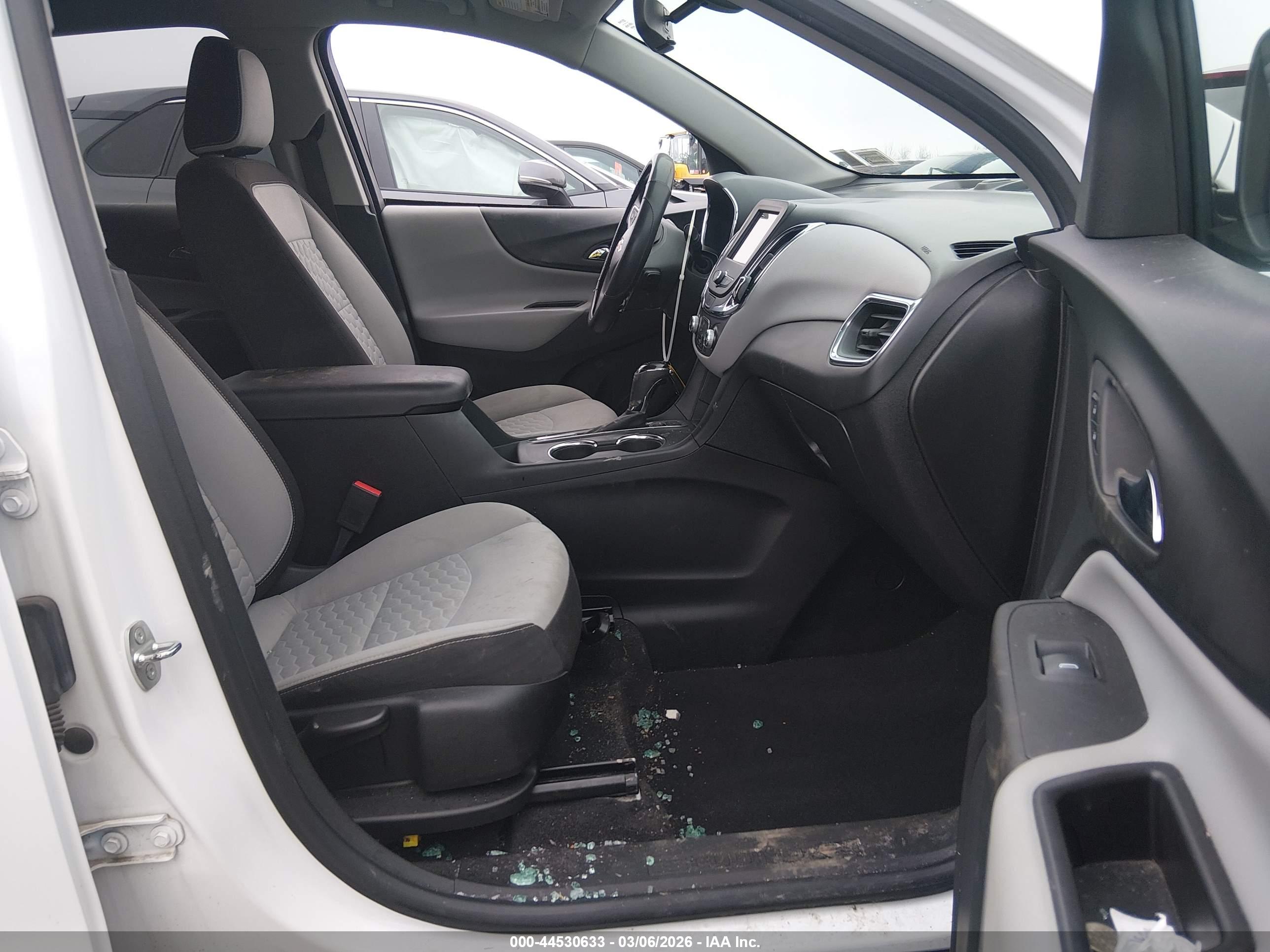 CHEVROLET EQUINOX image 5