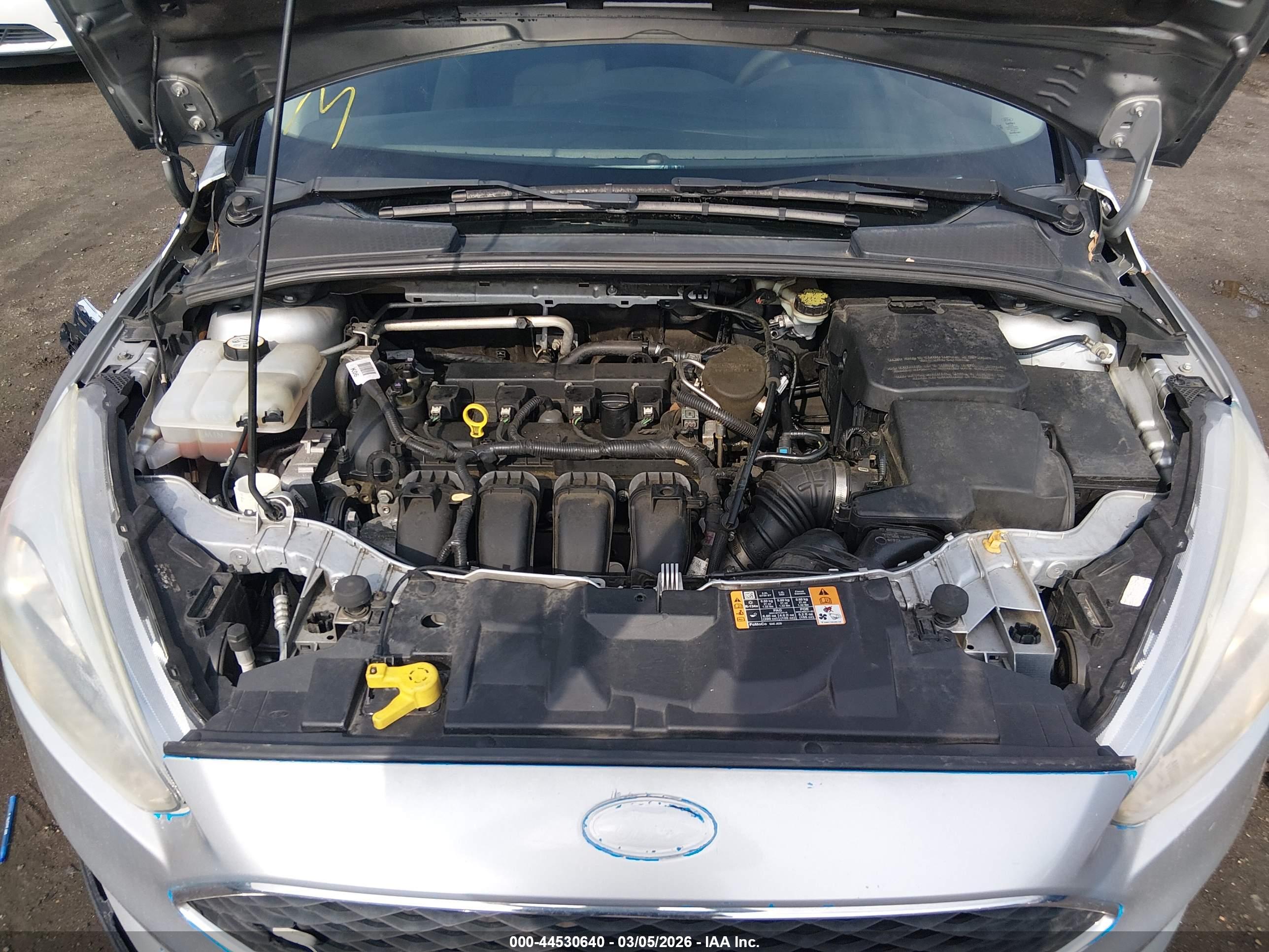 FORD FOCUS image 10