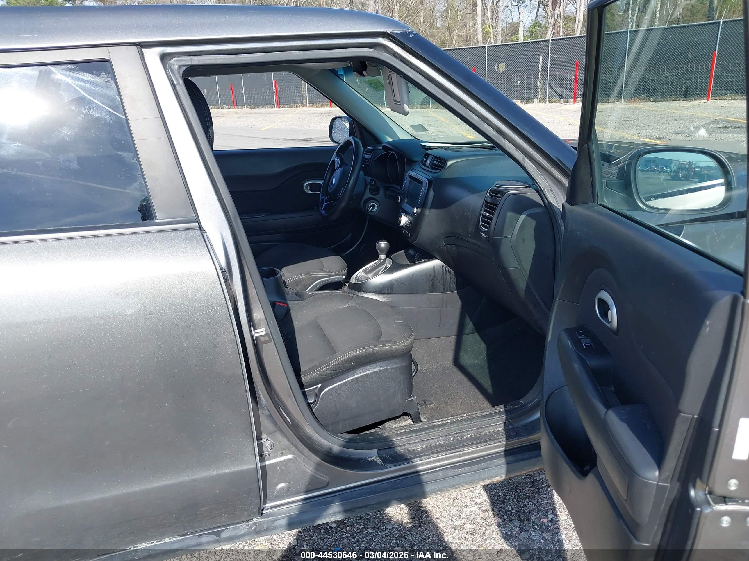 KIA SOUL image 5