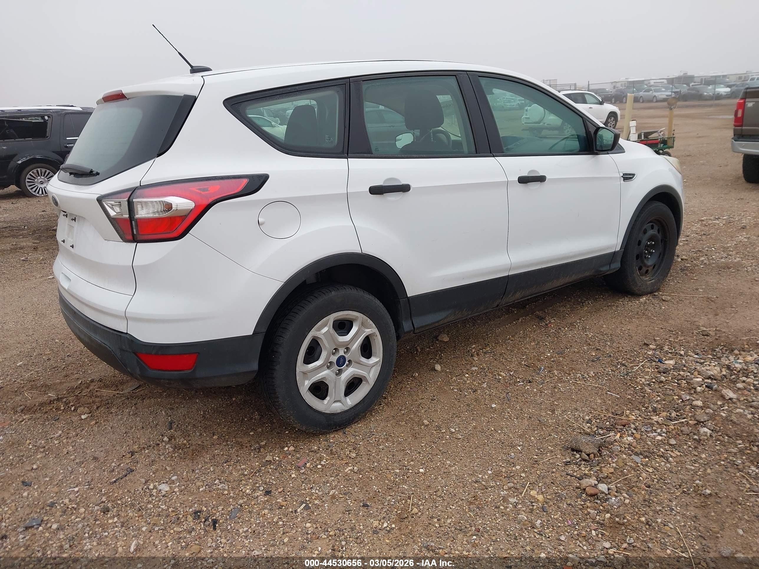 FORD ESCAPE image 4