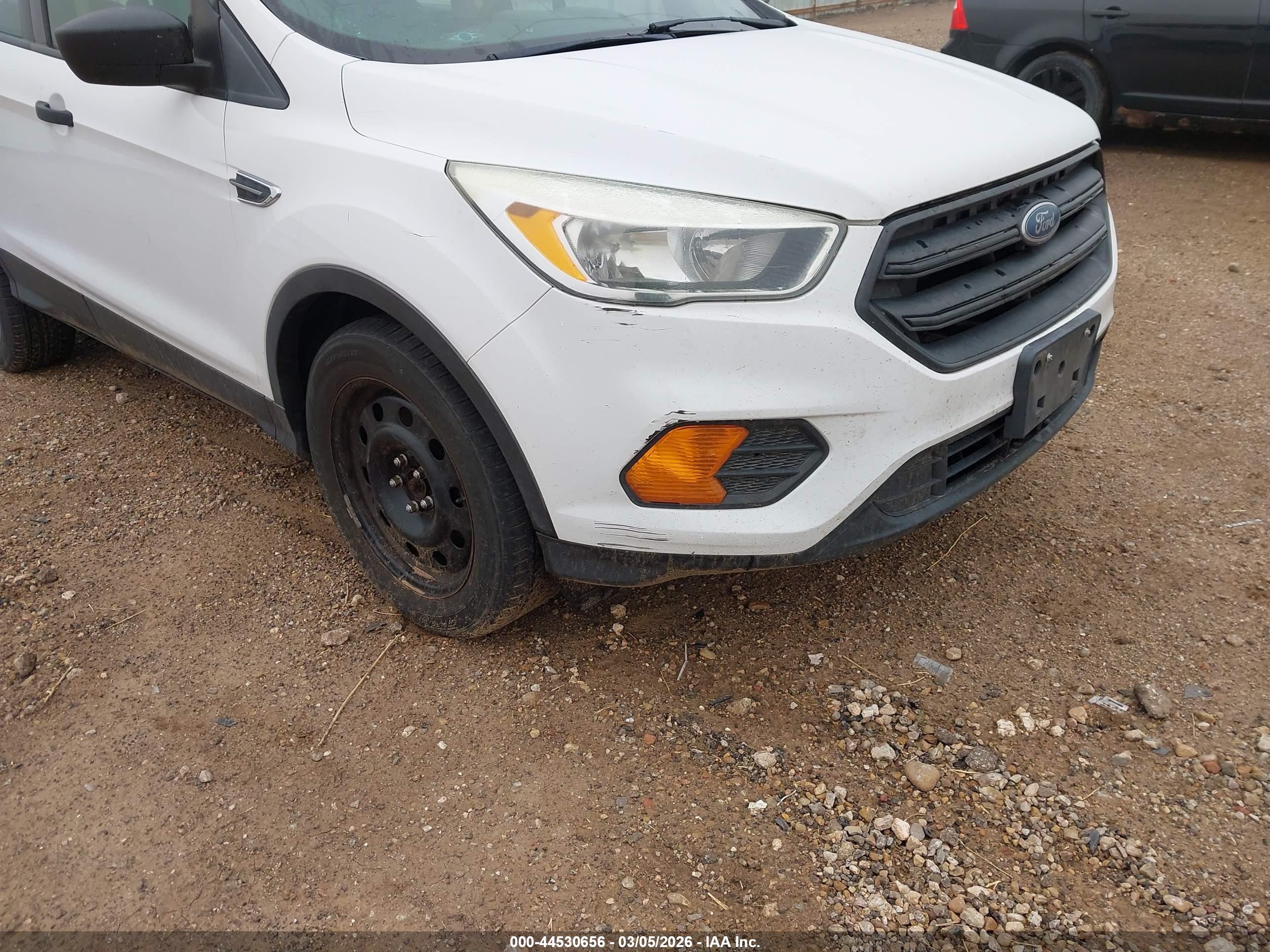 FORD ESCAPE image 6