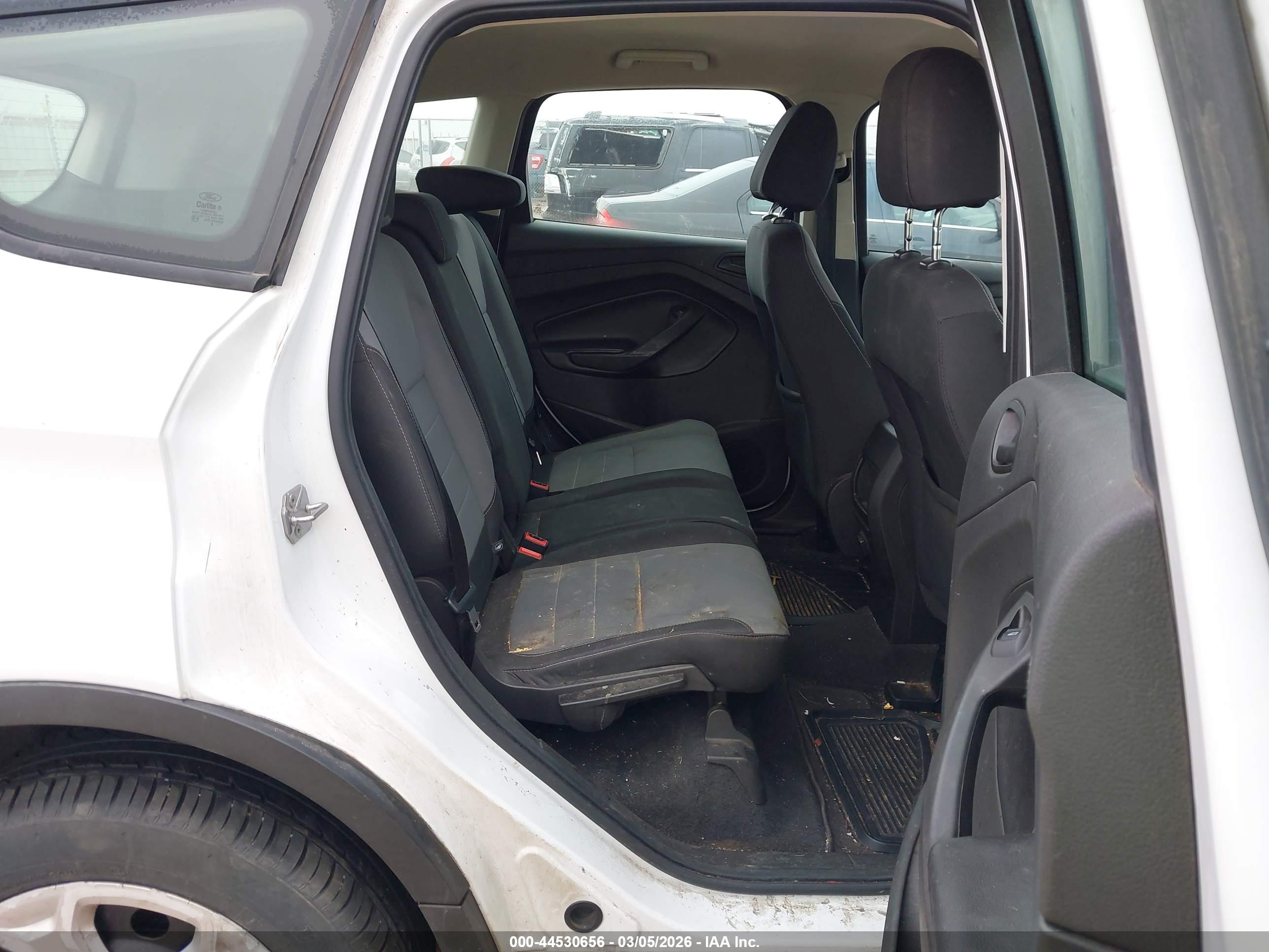 FORD ESCAPE image 8