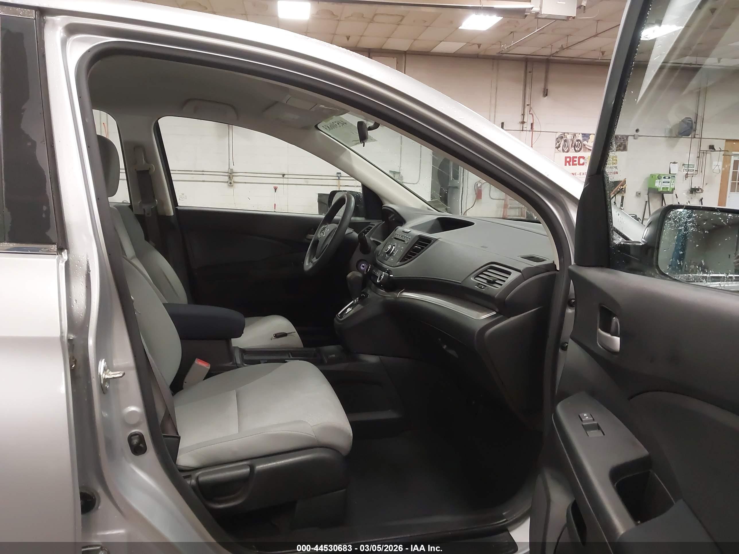 HONDA CR-V image 5