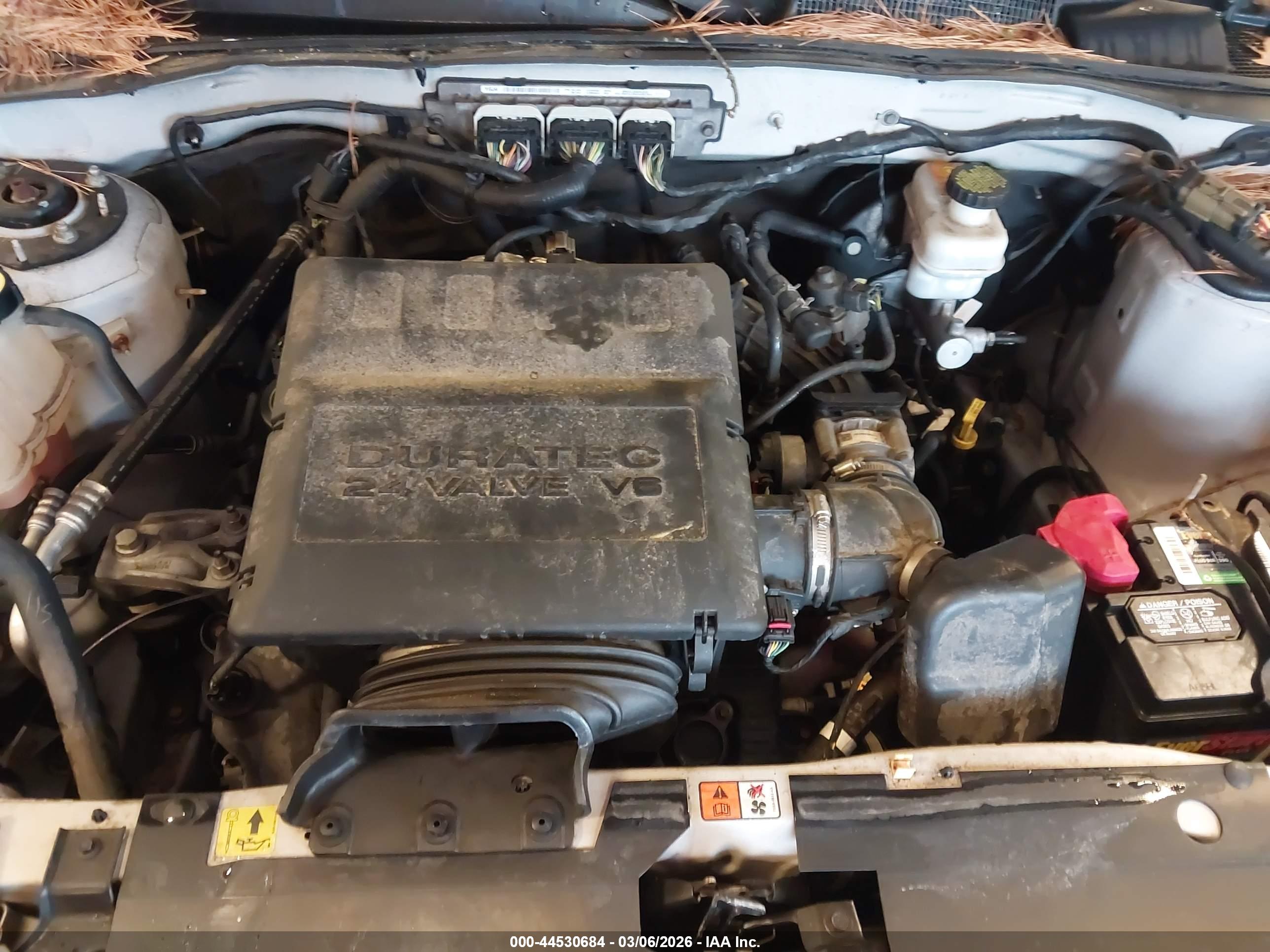 FORD ESCAPE image 10