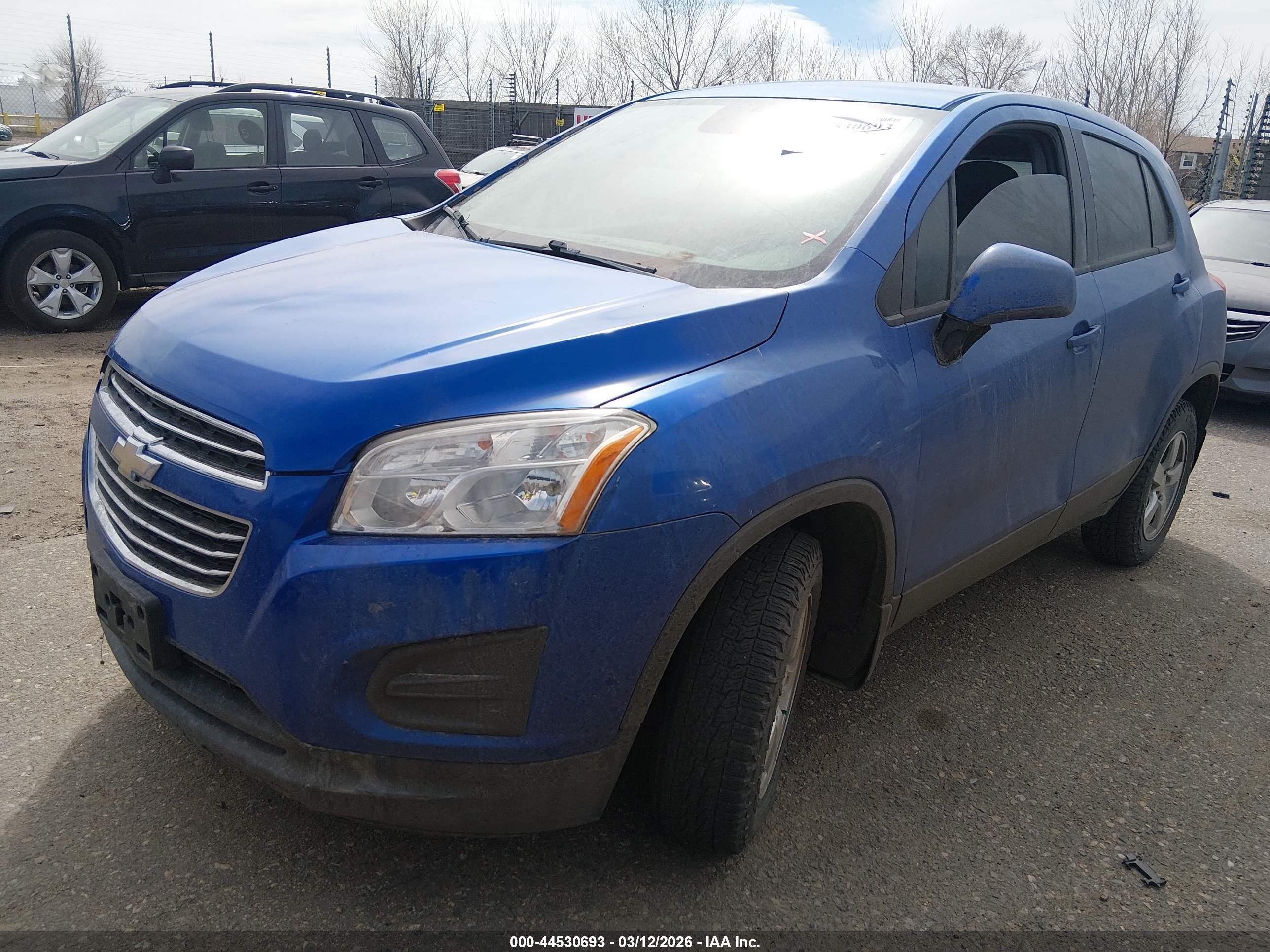 CHEVROLET TRAX image 2