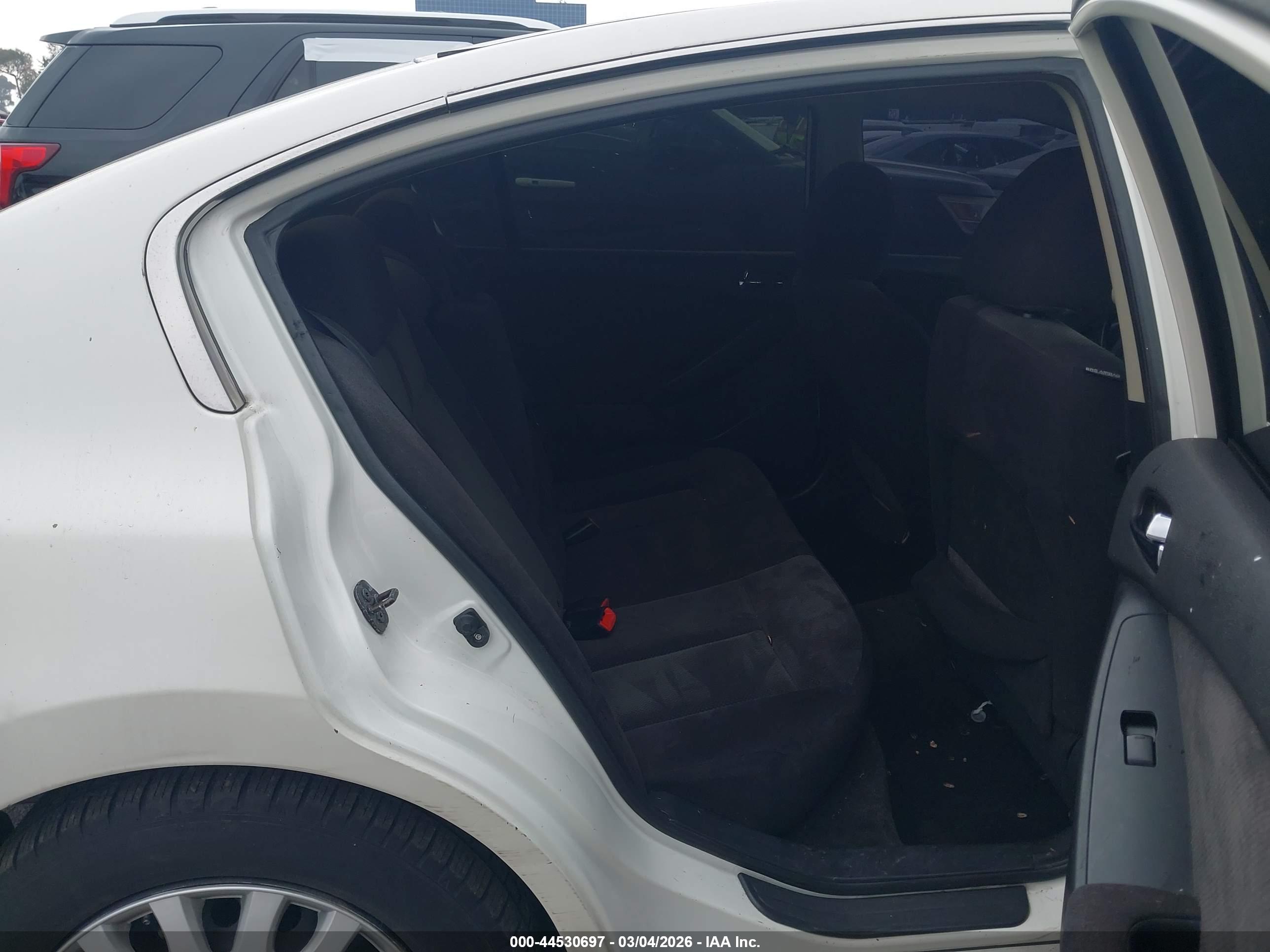 NISSAN ALTIMA image 8