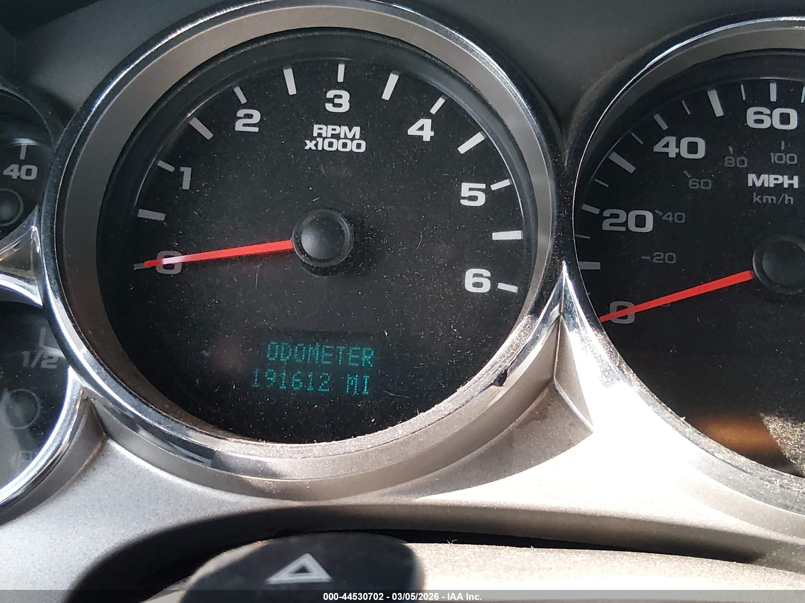 CHEVROLET SILVERADO image 7