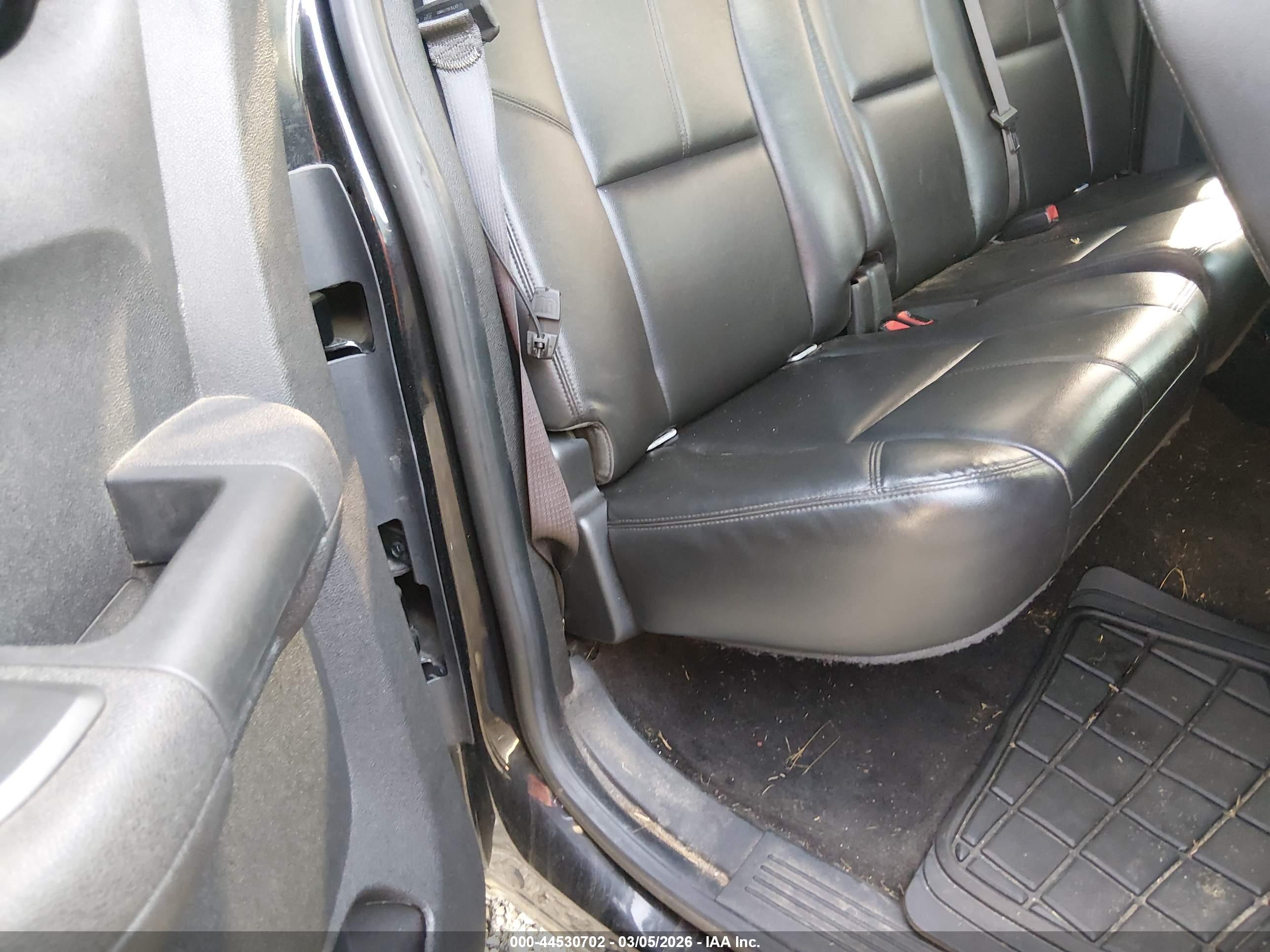 CHEVROLET SILVERADO image 8