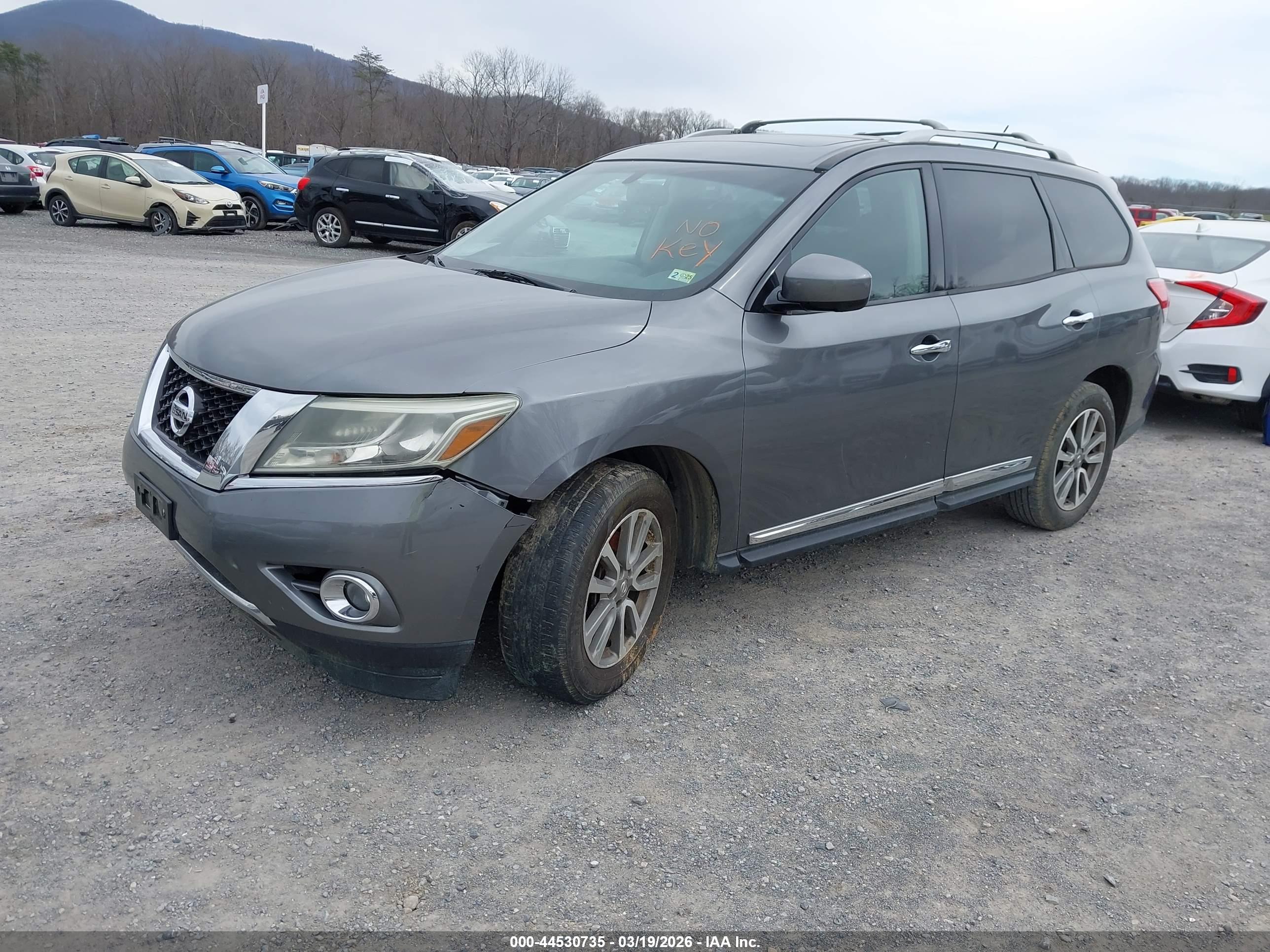 NISSAN PATHFINDER image 2