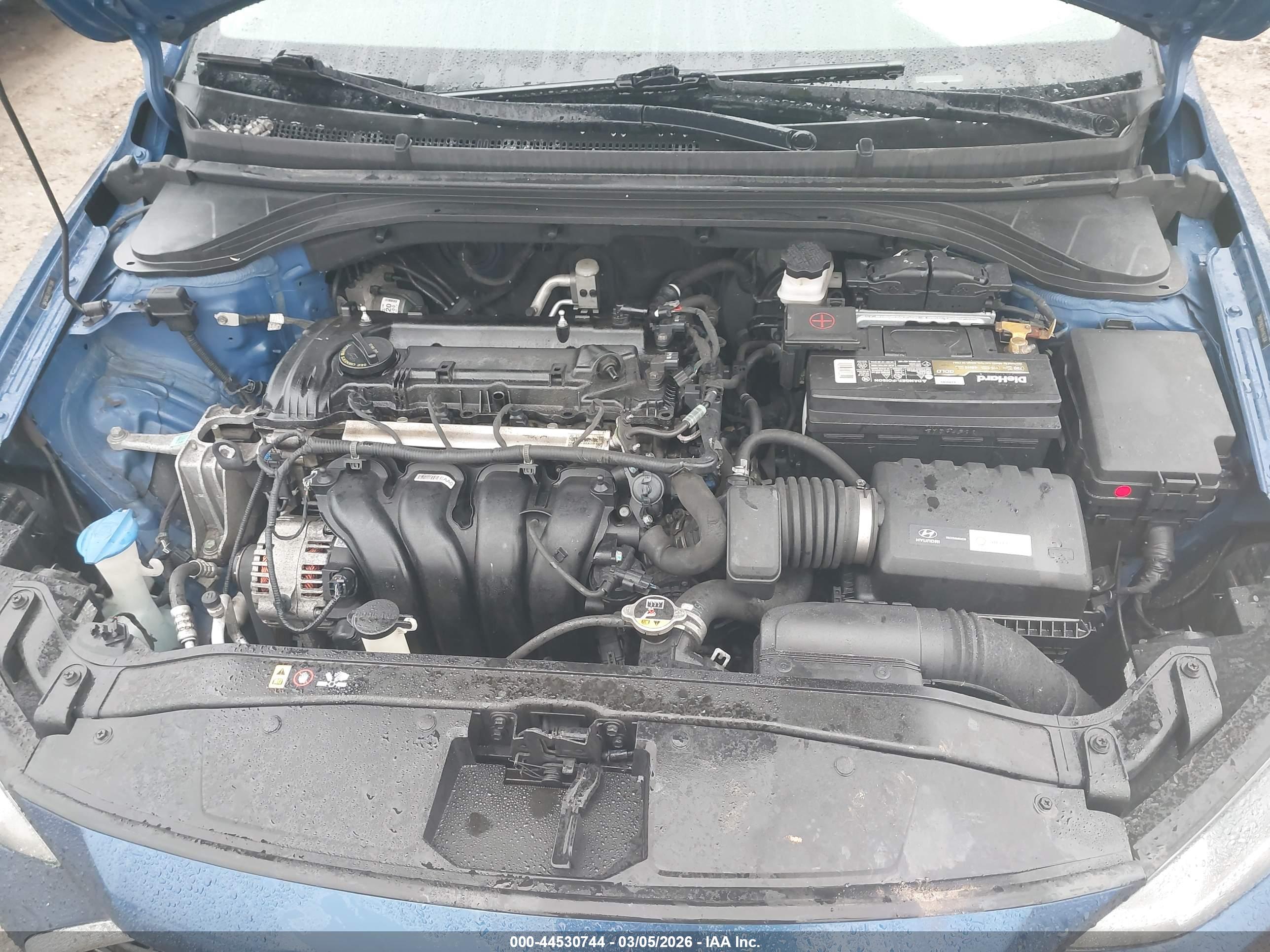 HYUNDAI ELANTRA image 10