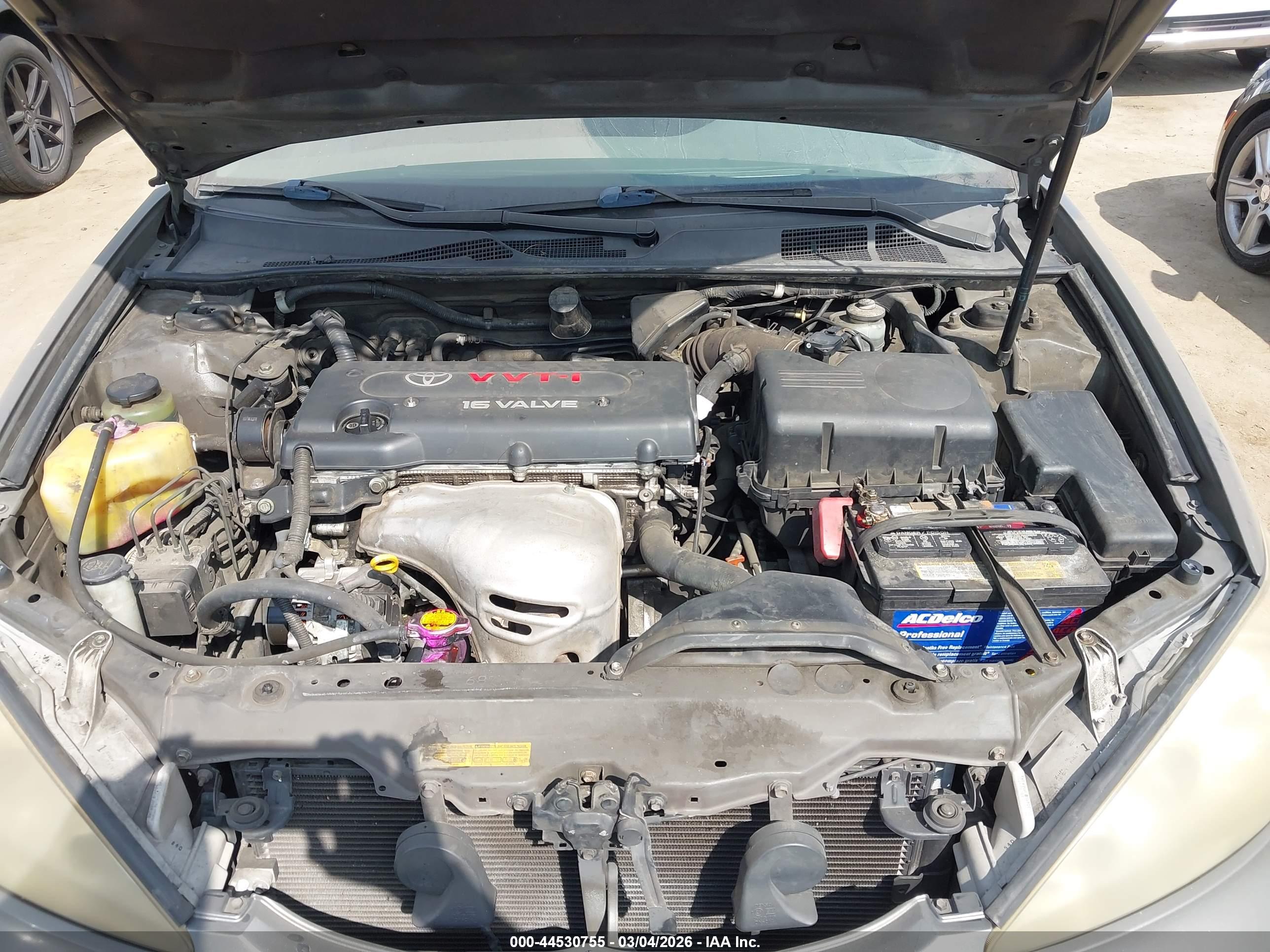TOYOTA CAMRY image 10