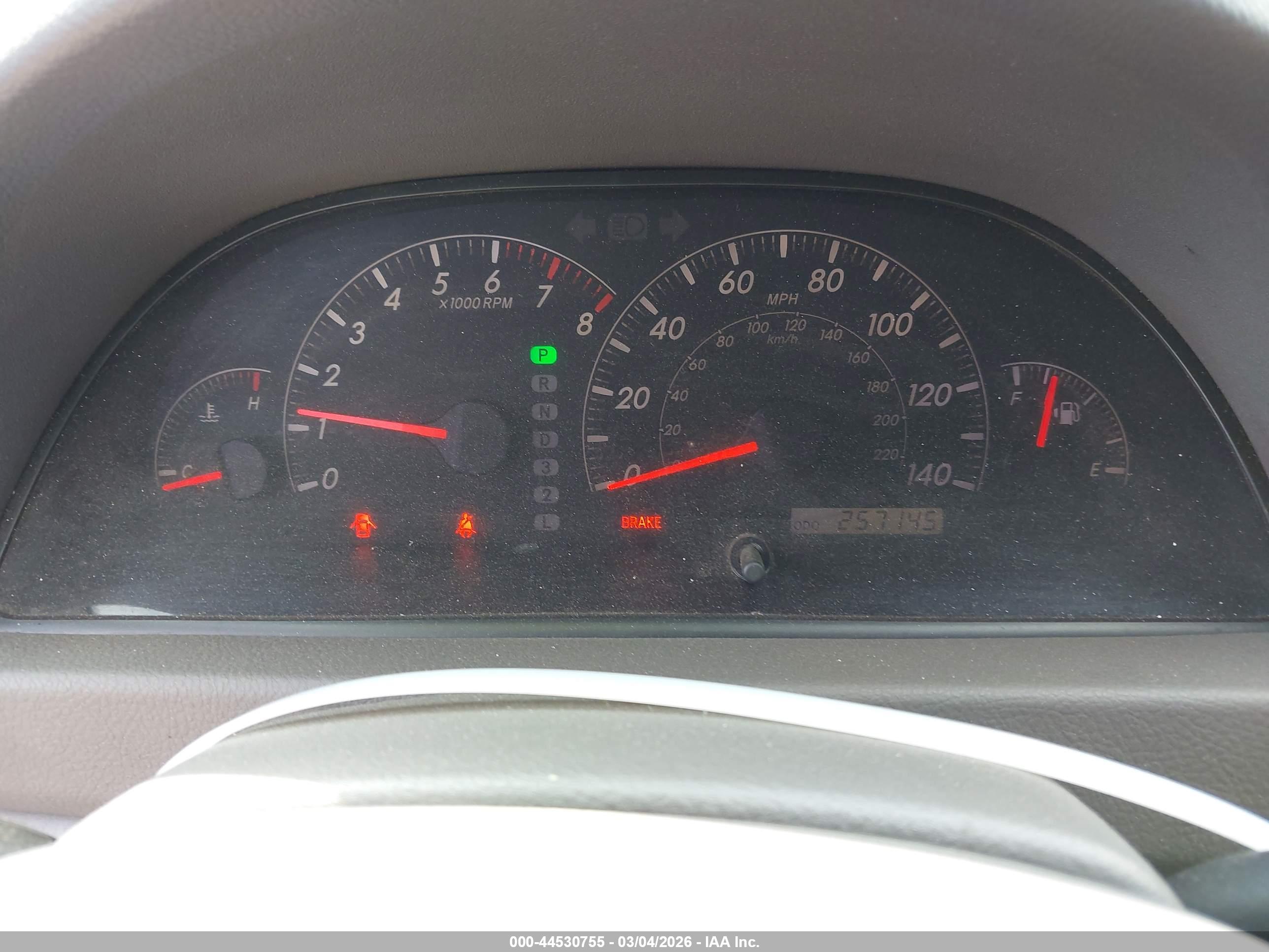 TOYOTA CAMRY image 7