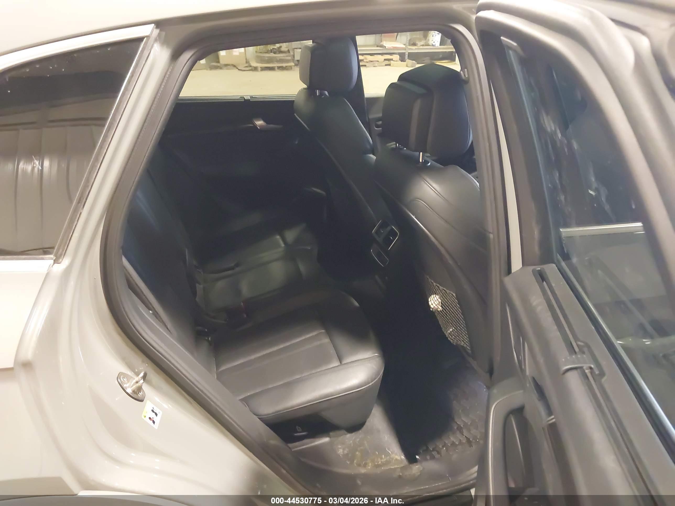 AUDI SQ5 image 8