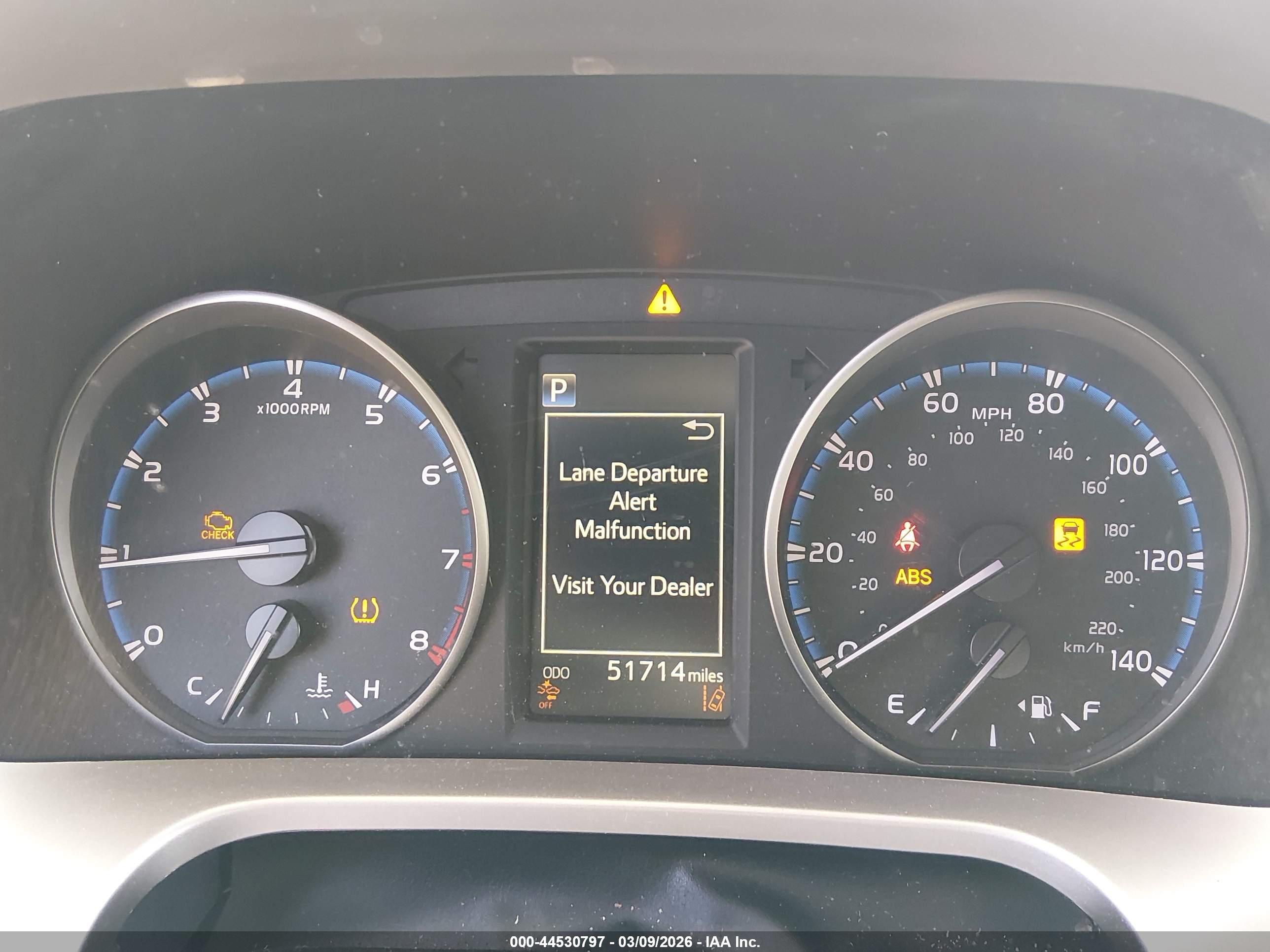 TOYOTA RAV4 image 7