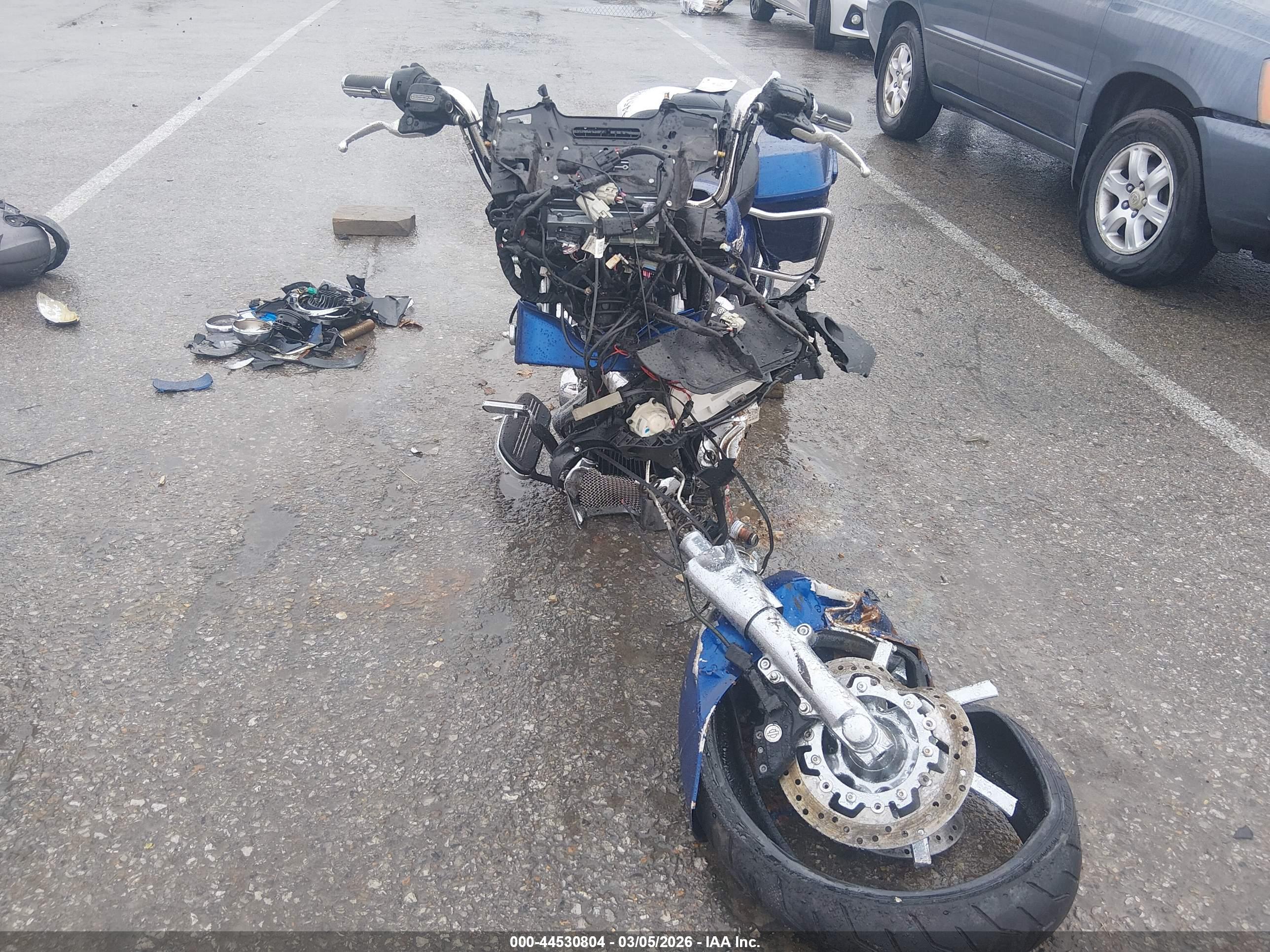 HARLEY-DAVIDSON FLHXS image 5