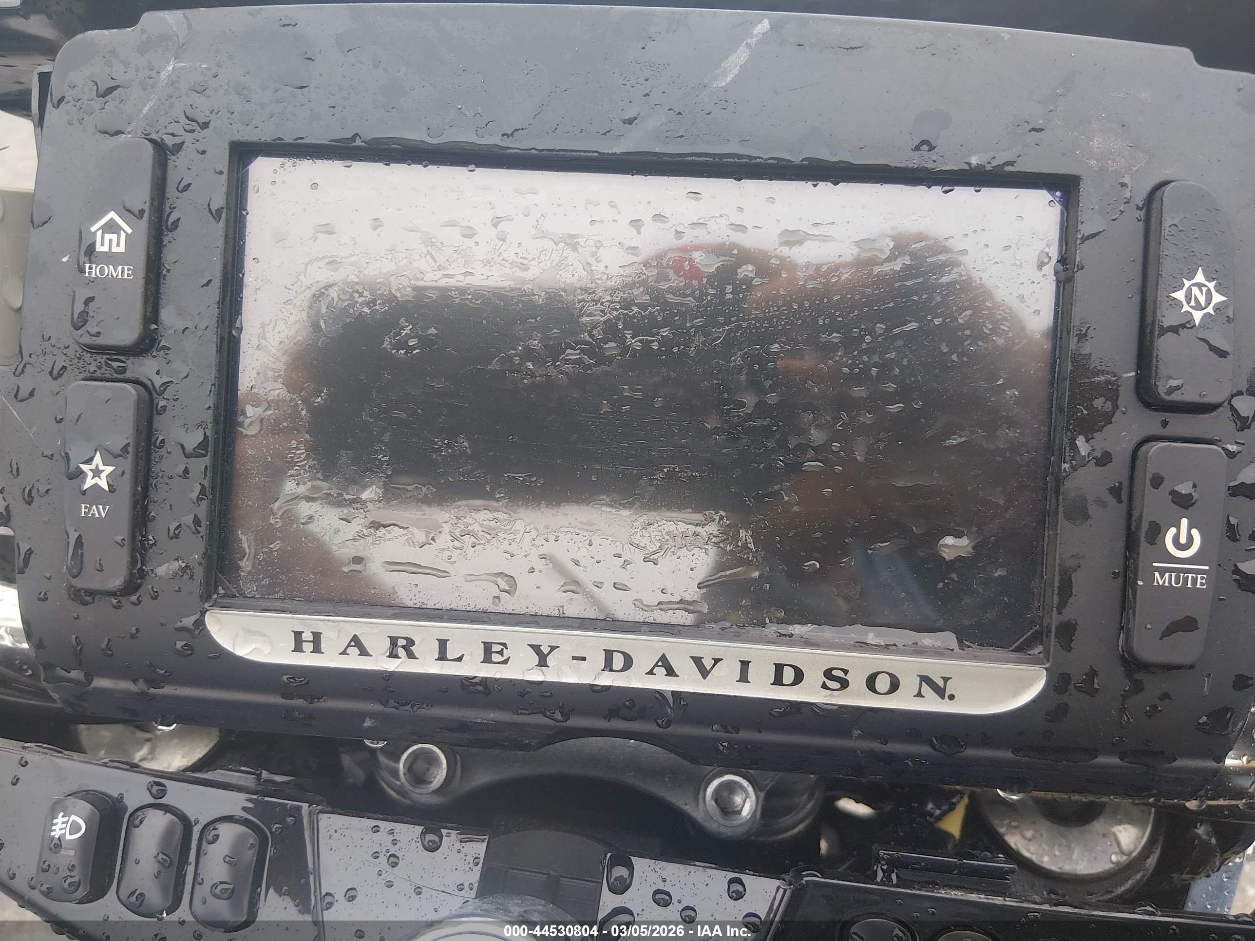 HARLEY-DAVIDSON FLHXS image 7